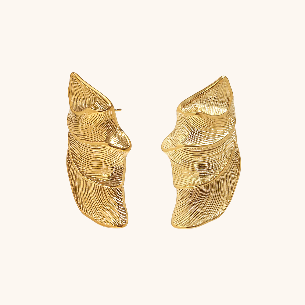 Vintage Engarved Wing Stud Earring