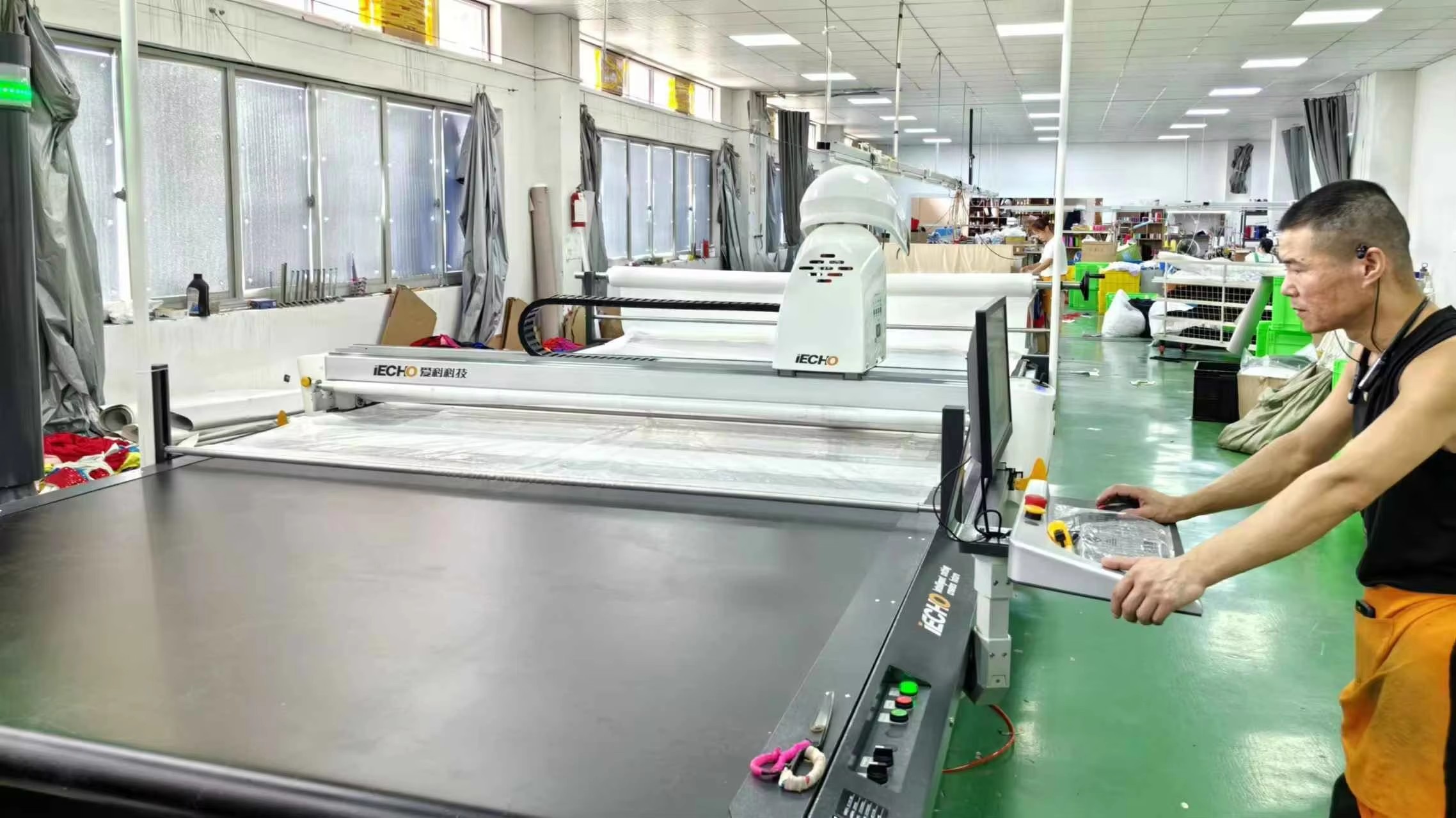Automatic Cutting Machine