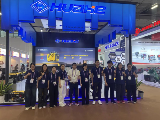 Huahe Forklift successfully concluded its participation in the 139th Canton Fair, returning home with a full load and embarking on a new chapter!
