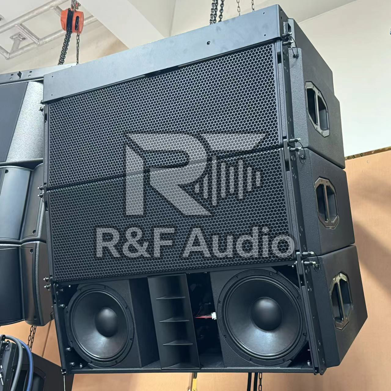 Tailored Acoustic Design for Perfect Sound Distribution