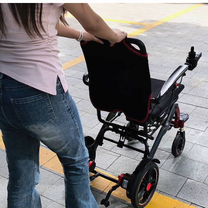 The Dual Nature of Electric Wheelchairs How the Clutch Enables Seamless Switching Between Manual and Electric Modes (4).png