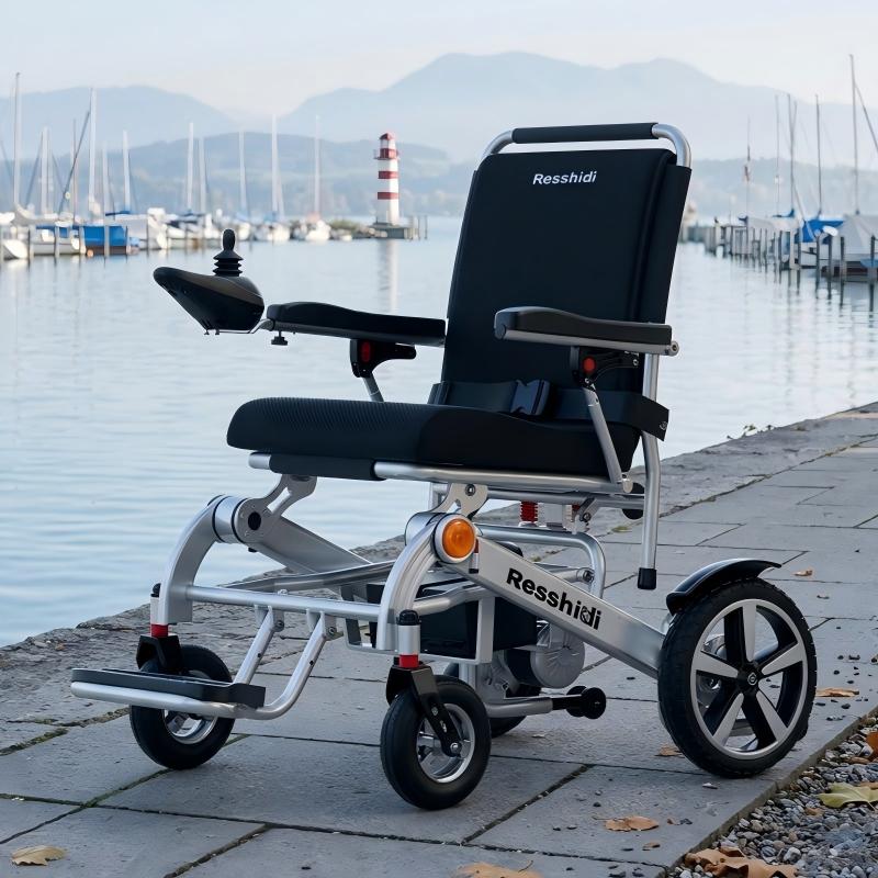 Wholesale Buying Guide for Folding Electric Wheelchairs