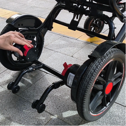 The Dual Nature of Electric Wheelchairs How the Clutch Enables Seamless Switching Between Manual and Electric Modes (2).png