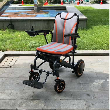 Resshidi Electric Wheelchair Maintenance Guide Key Care Points for Carbon Fiber, Aluminum Alloy, and Iron Alloy Materials (2).png