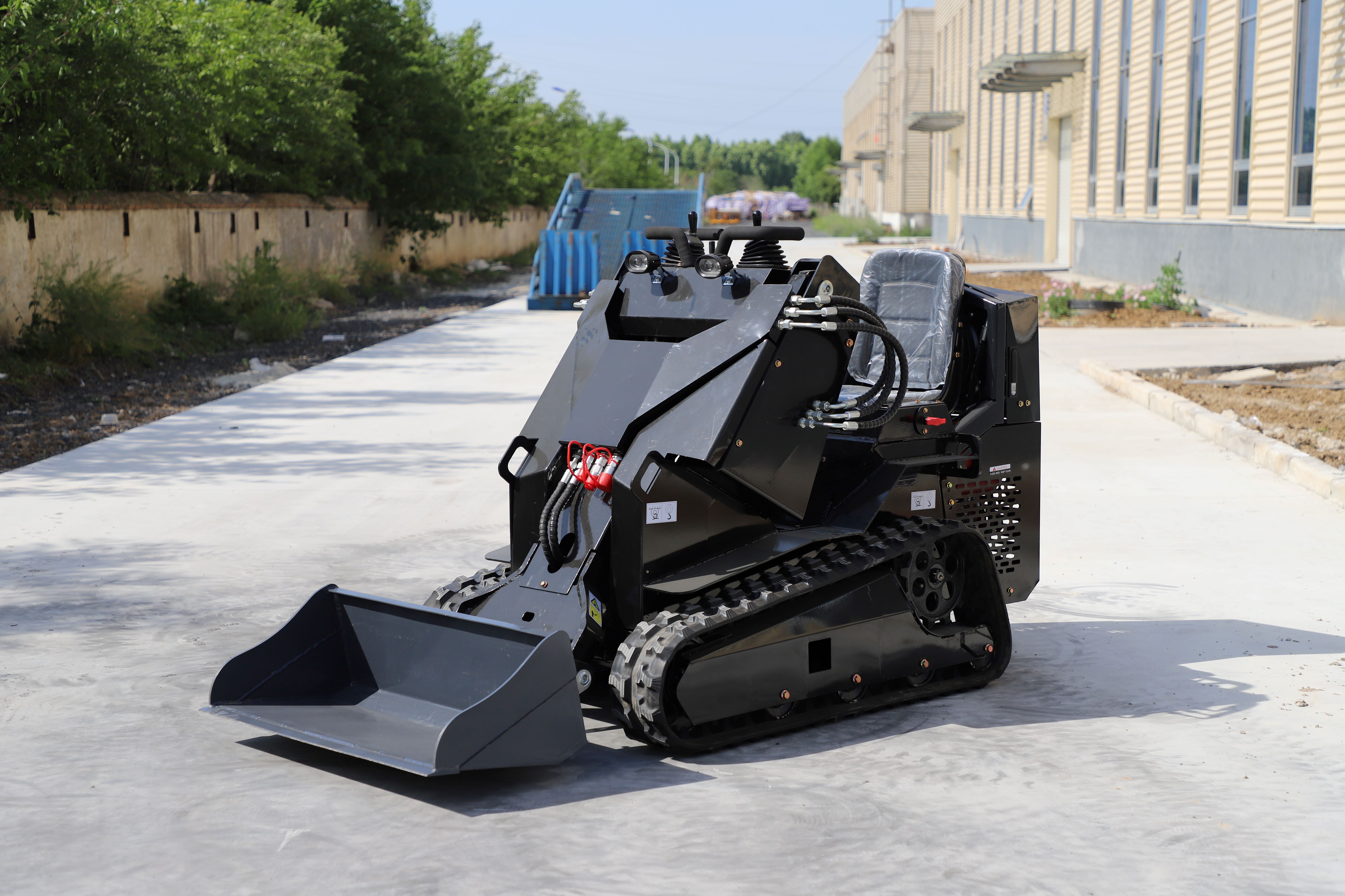 High-Performance Hydraulic System for Versatility