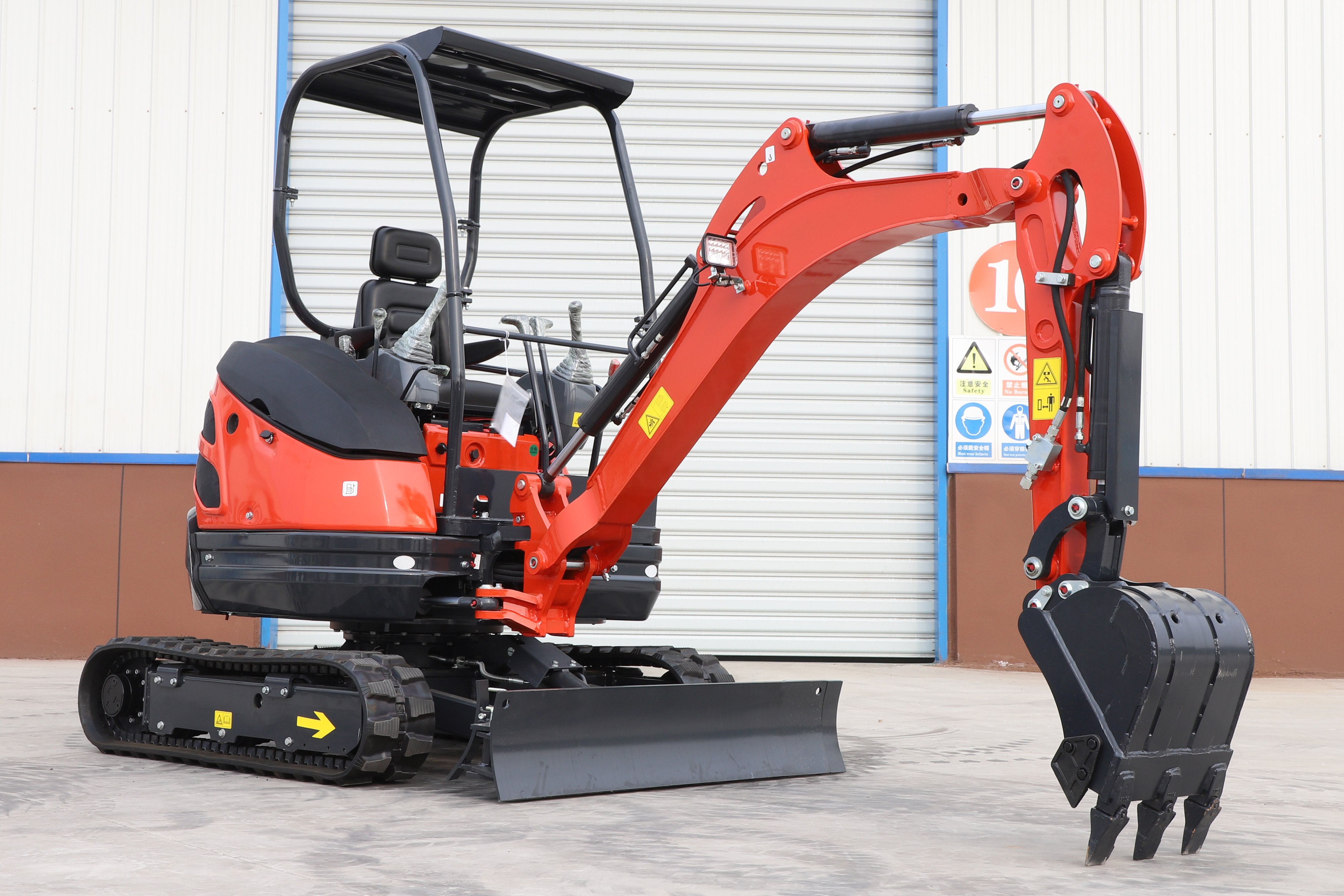 YFE25 Mini-Bagger, 2,5 Tonnen