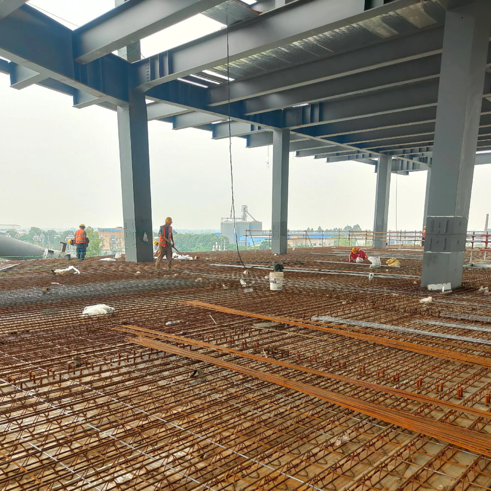 What are the differences between C purlins and Z purlins?