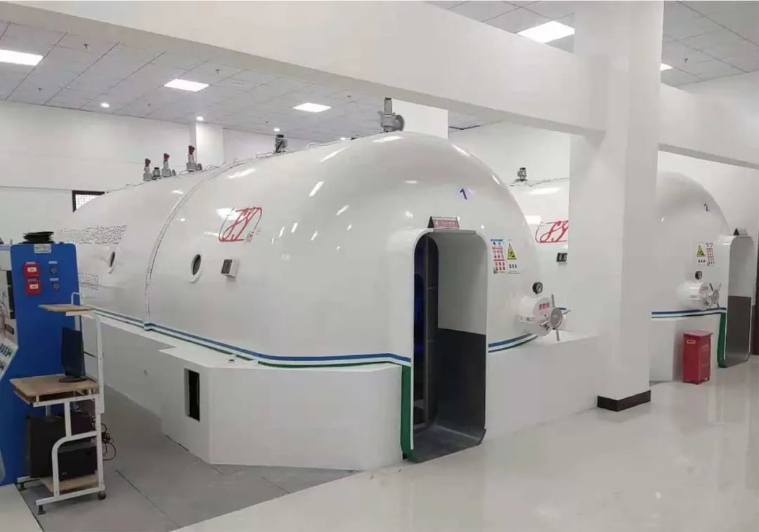 A Milestone Moment｜Ueerl Hyperbaric Oxygen Chamber Enters Qinghai’s Top-Tier Hospital, Opening a New Chapter in High-Altitude Health Support