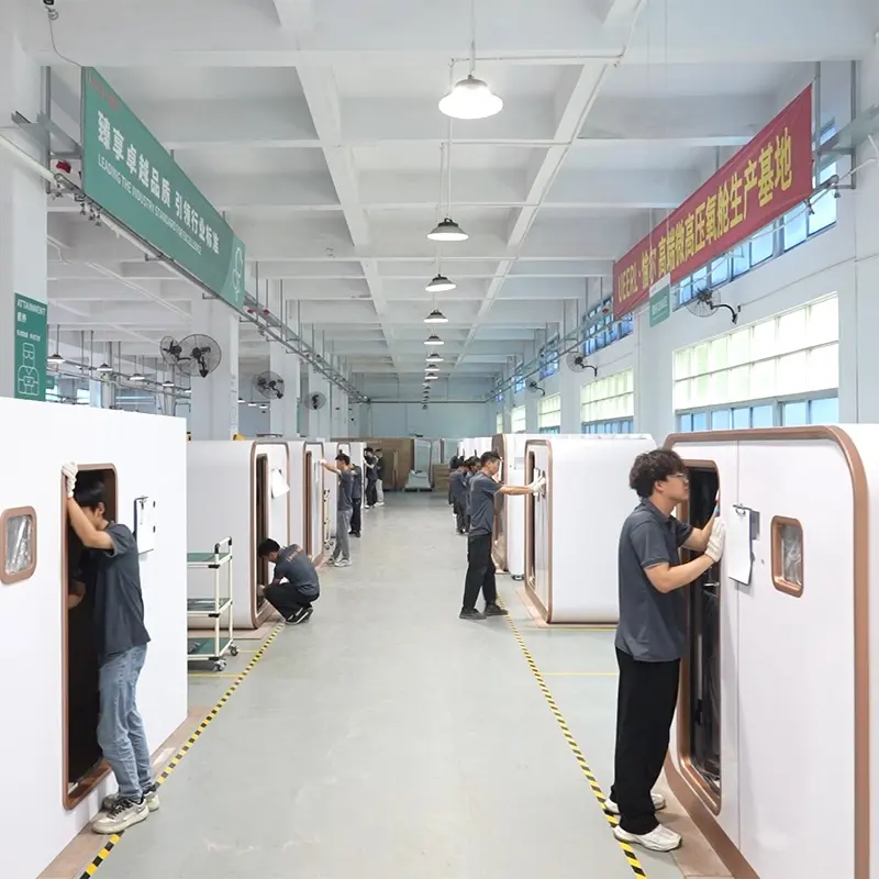Ueerl factory production line assembling room-style hyperbaric chambers