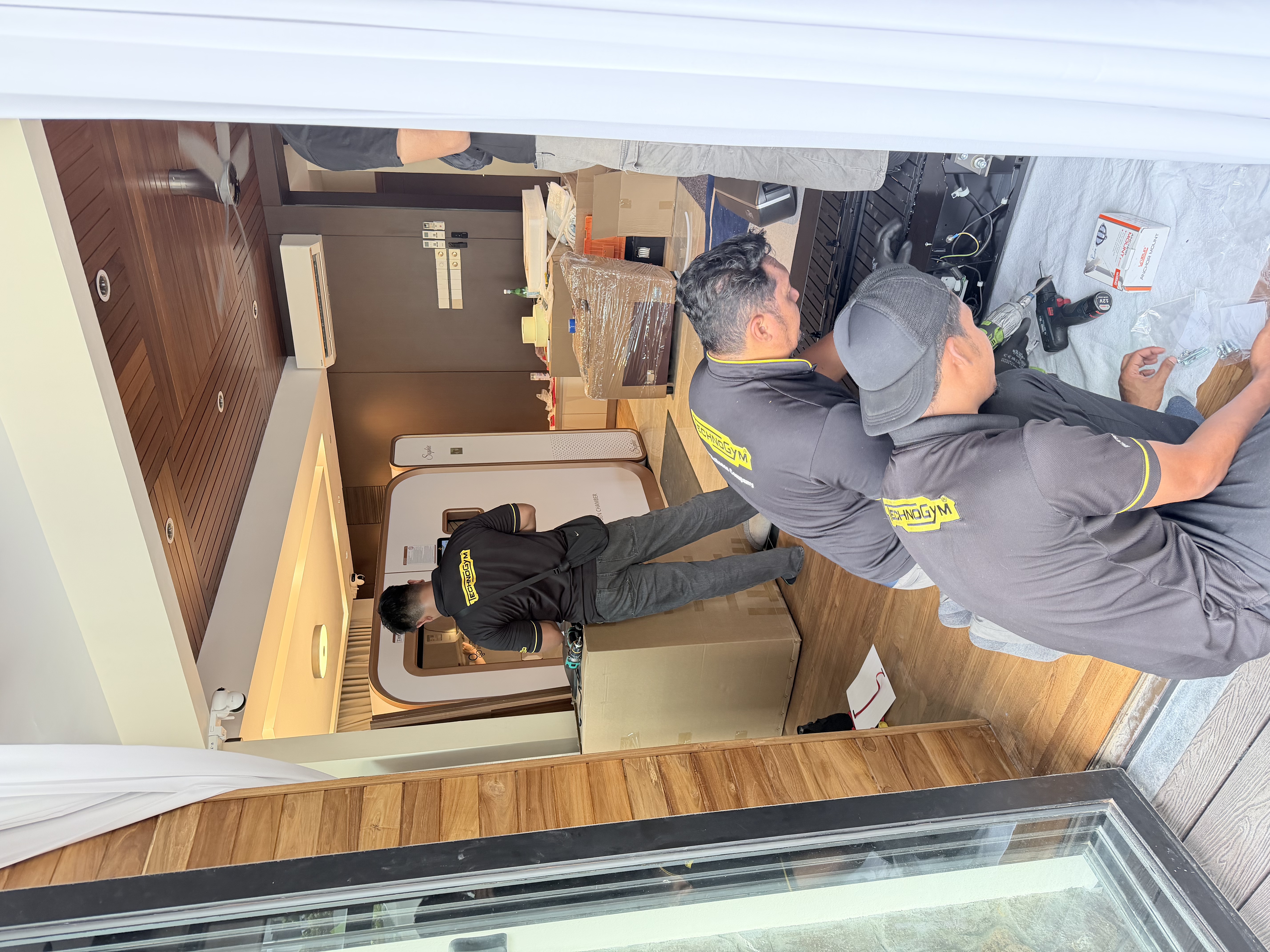 Ueerl professional engineer installation service