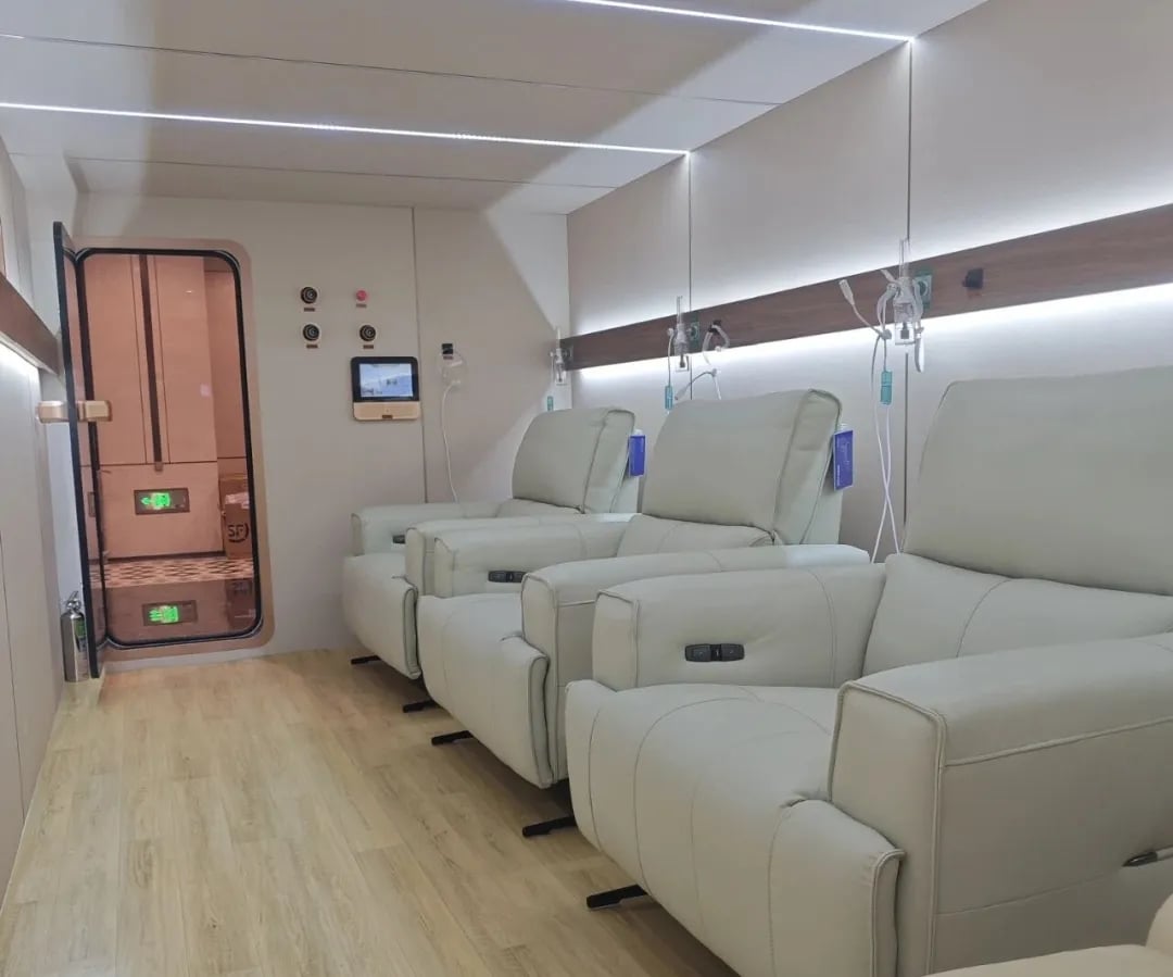 A Milestone Moment｜Ueerl Hyperbaric Oxygen Chamber Enters Qinghai’s Top-Tier Hospital, Opening a New Chapter in High-Altitude Health Support