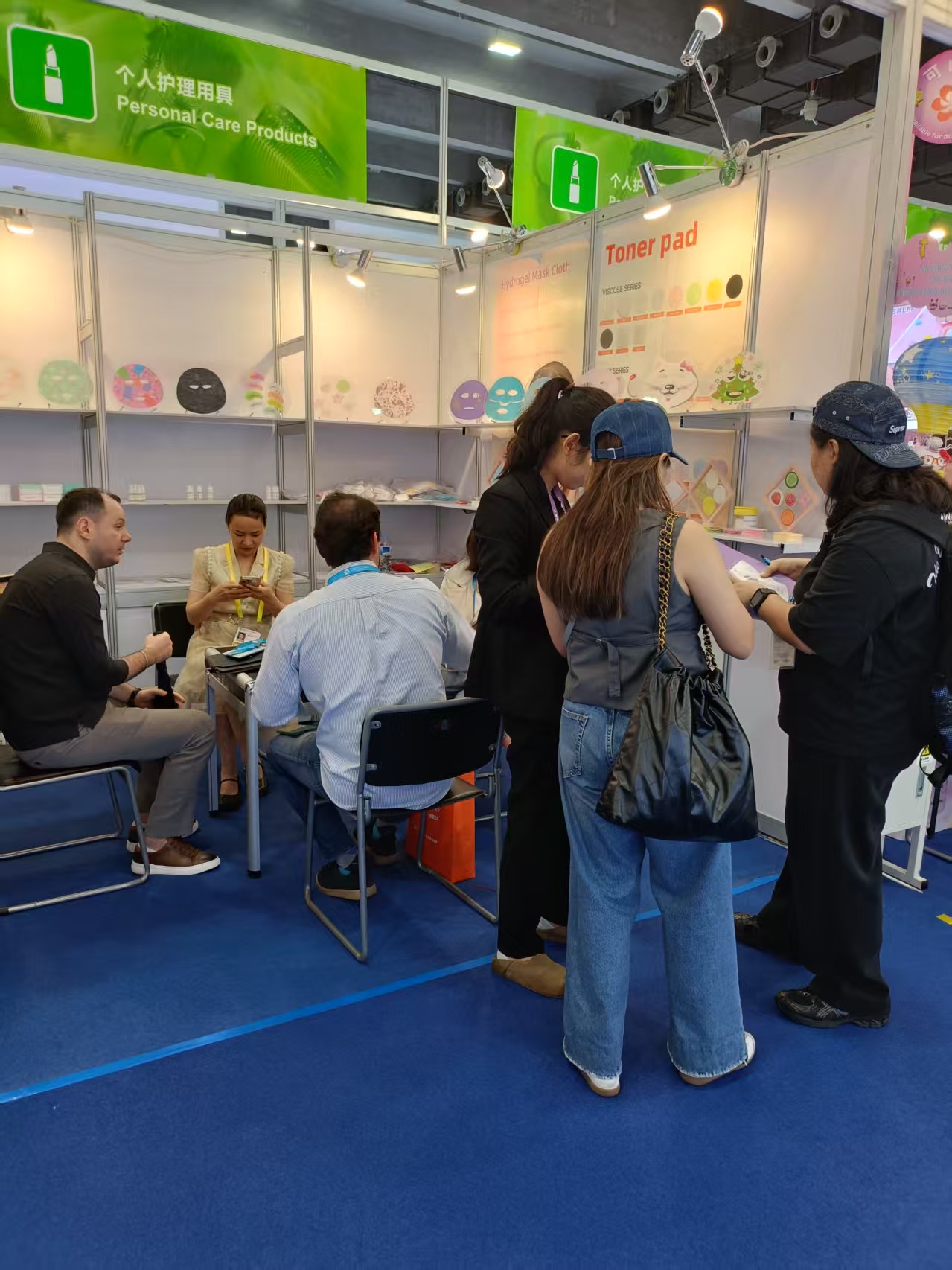 Guangzhou Lianpu Non-woven Products Attended The 139th Canton Fair 2026