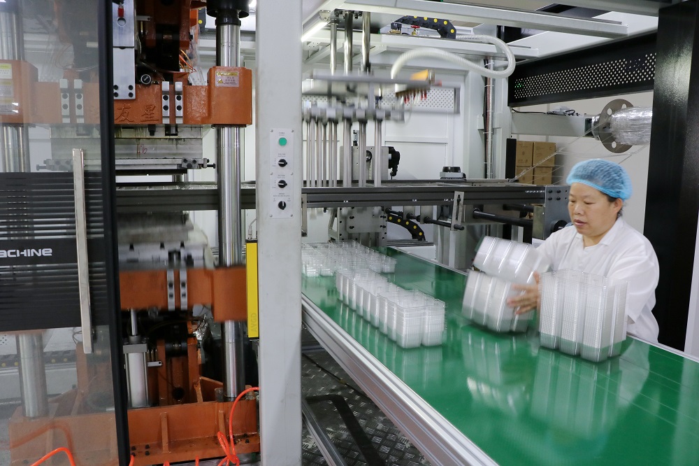 Breaking Through Plastic Production with Full-Chain Self-Control: Hengmaster Builds Dual Advantages of Quality and Efficiency with Its Own Equipment Matrix