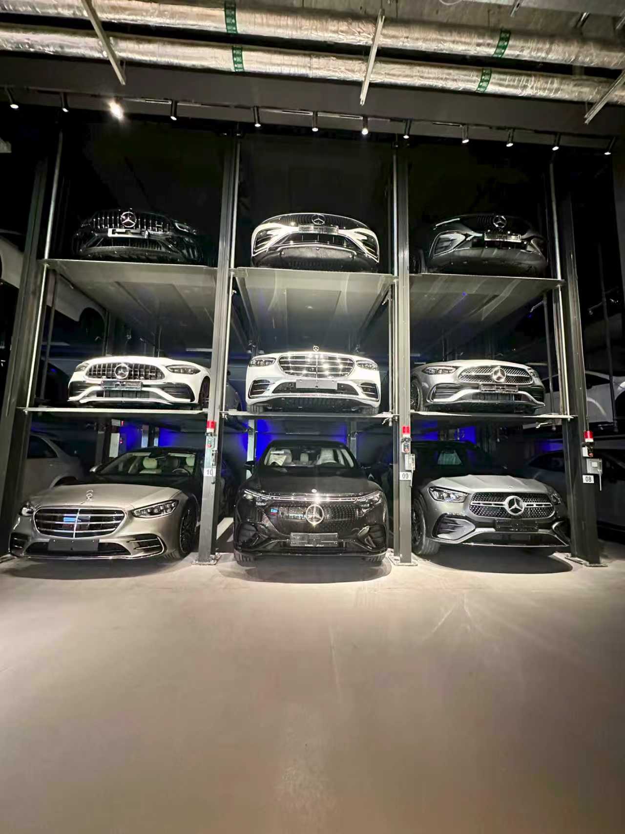 Maximizes Vertical Space with Precision Engineering