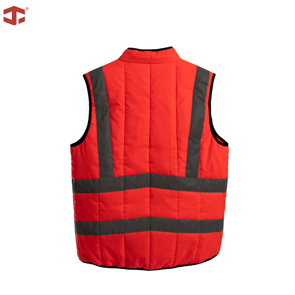 Exceptional Quality and Safety in Safety Vest Manufacturing