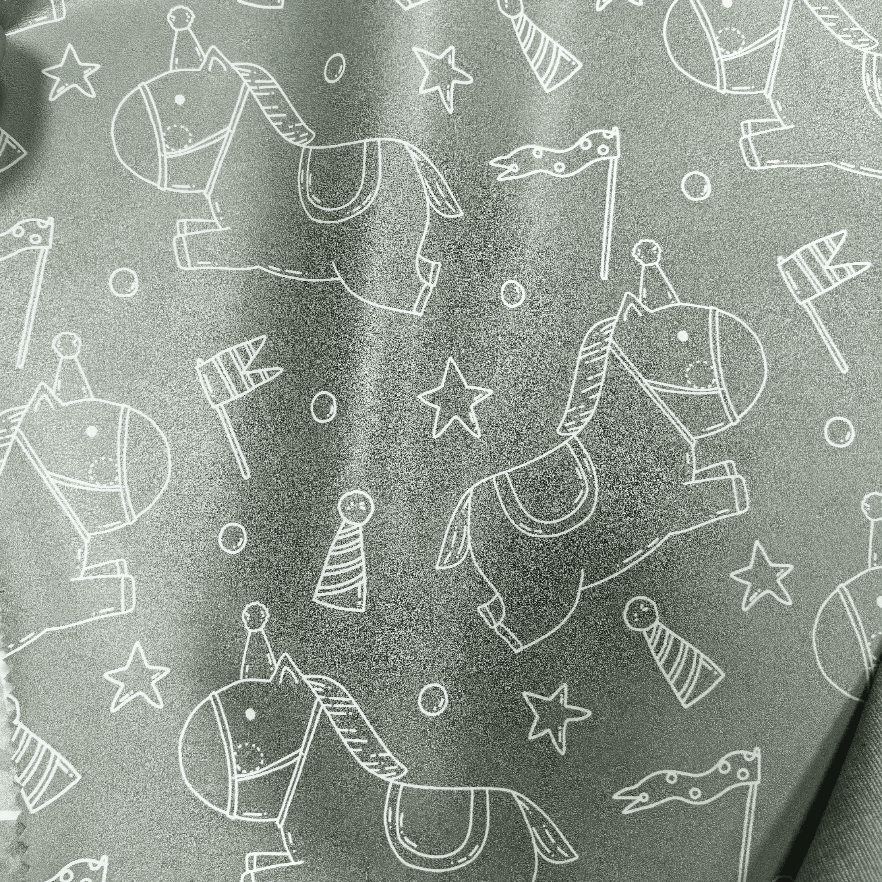 Ladies Cat Print Waterproof PU Leather Fabric Custom Made Rainproof Soft Athletic Soft Comfortable PU Leather Fabric