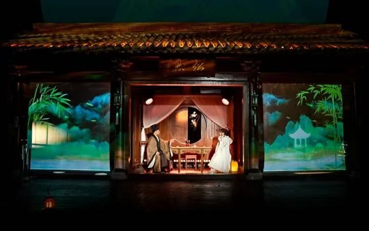 Light And Shadow Create a Big Show Of Immersion Night Tour, And The Waterproof Box Of Outdoor Projector Of Dongguan Shirui Company Helps Huzhou Reproduce The Culture Of 