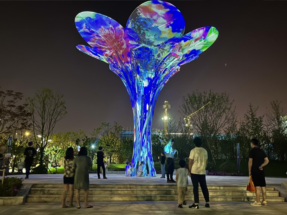 Keshi 7000 Lumen Wind Cooling, Side Projection