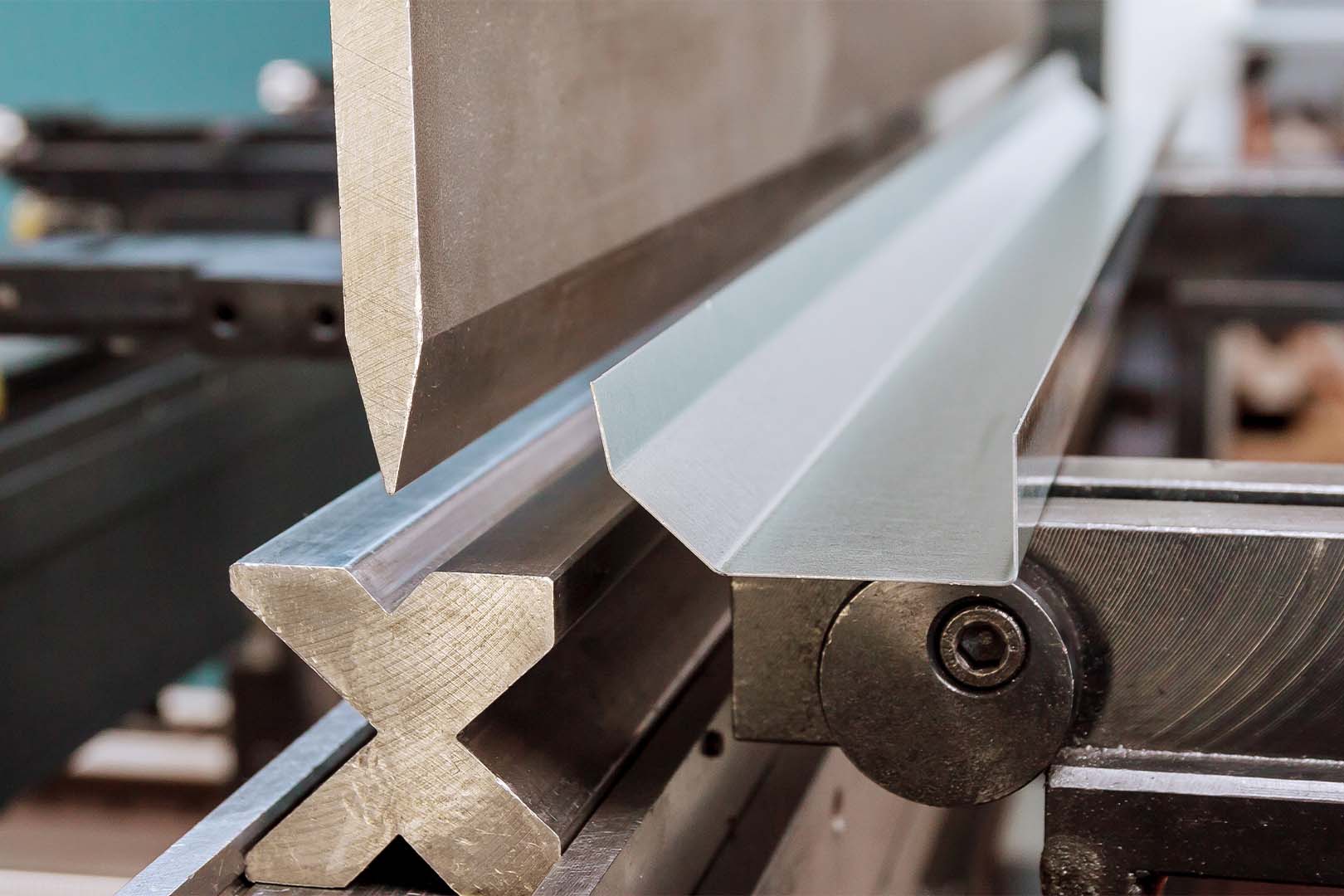 automated fabrication technology drives efficiency and precision in modern manufacturing