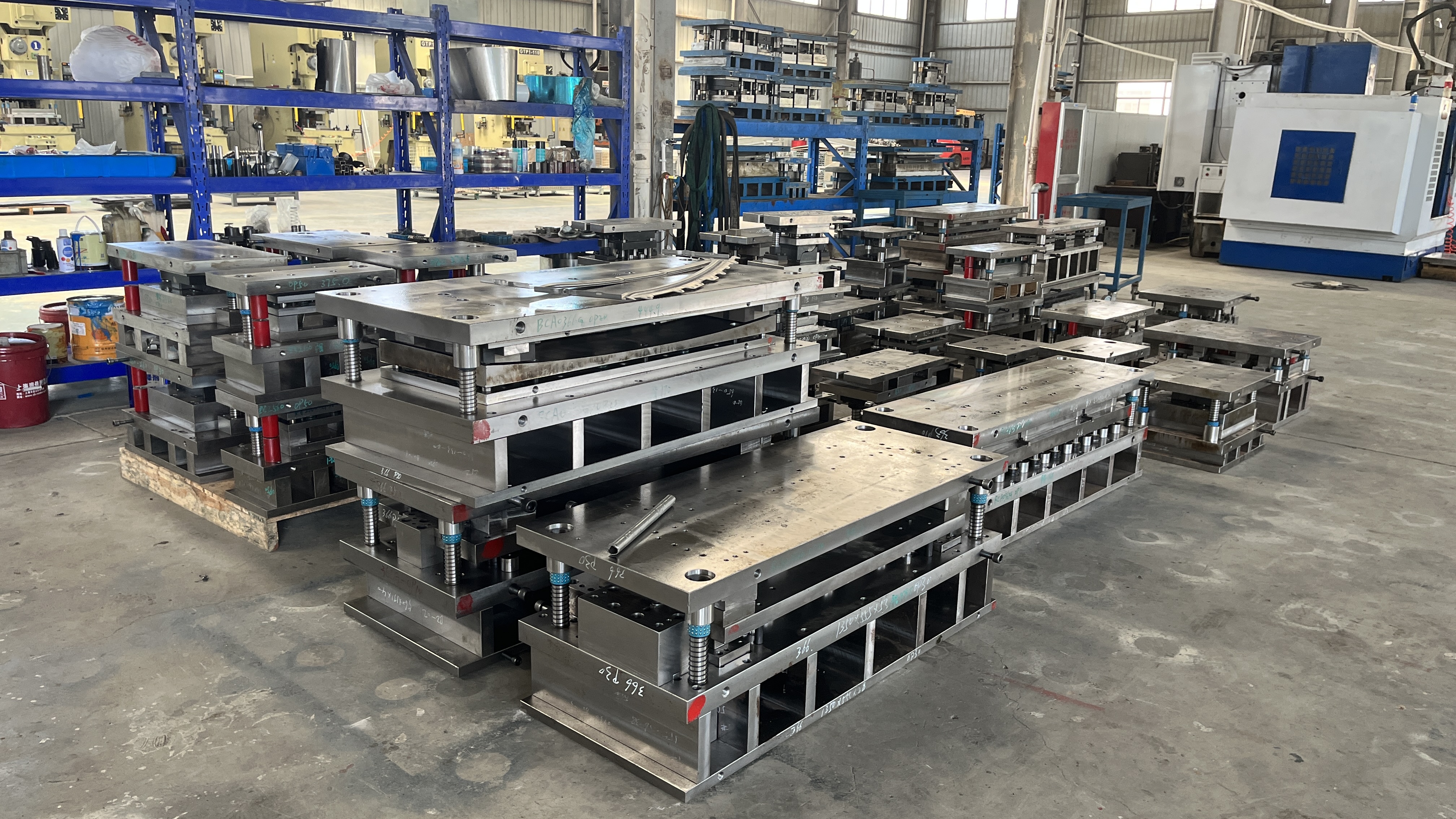 Maximizing Durability with High-Quality Auto Parts Mould Materials
