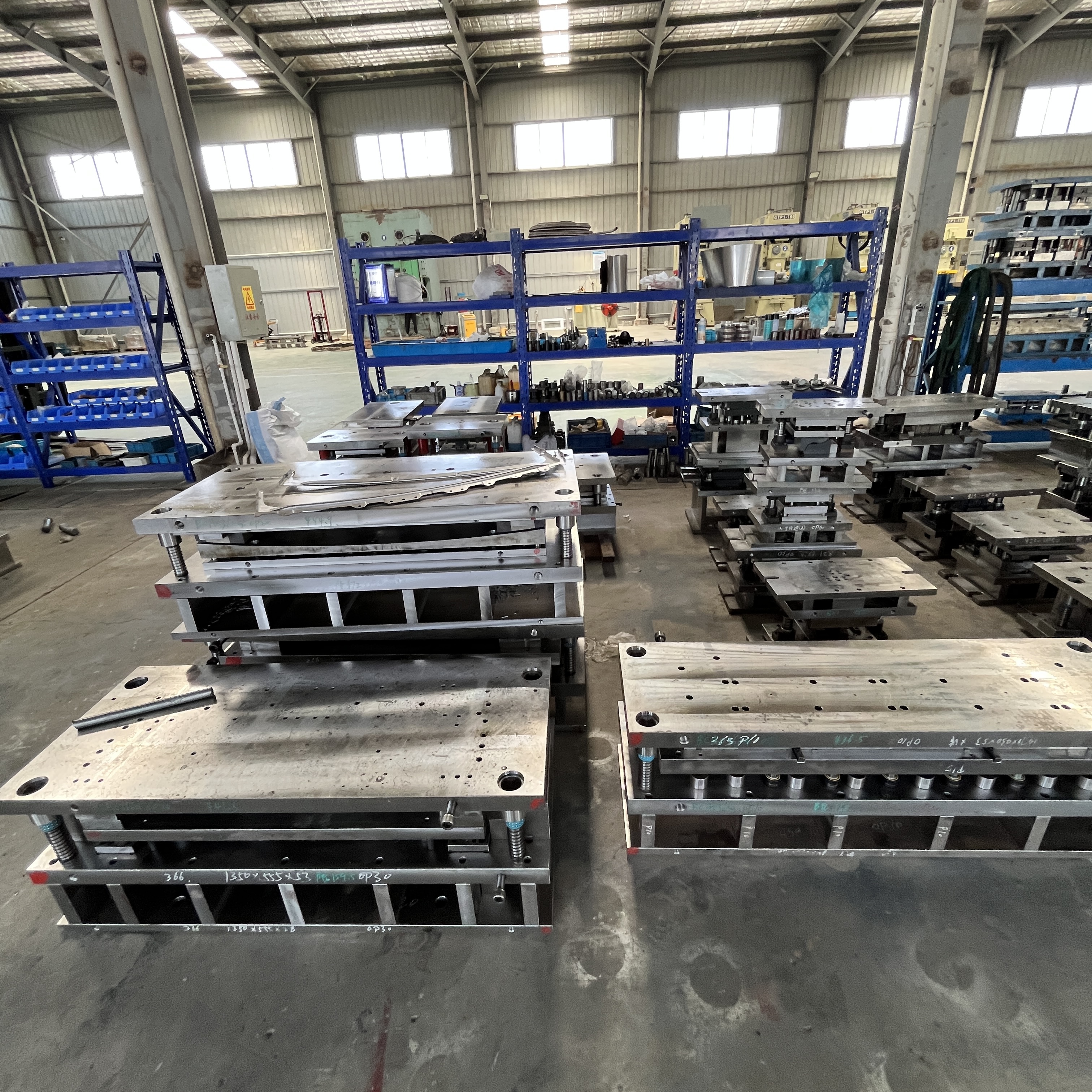 How Forging Auto Parts Enhance Vehicle Safety and Reliability