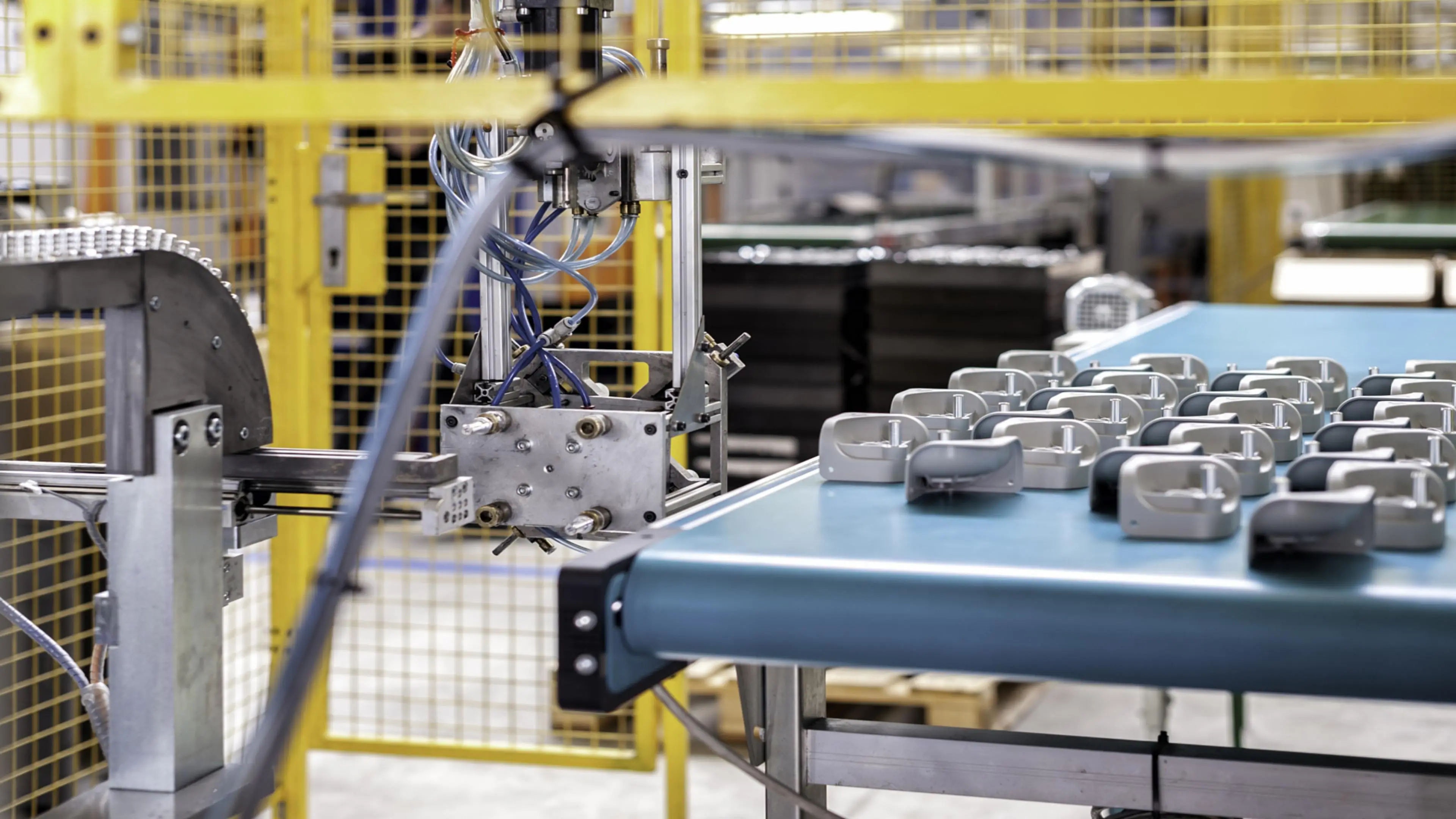 Precision Machining Sheet Metal Explained: From Tolerances To Partner Selection