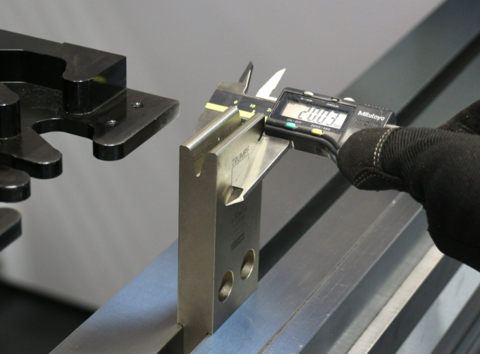 quality inspection of bent metal components using precision measuring tools
