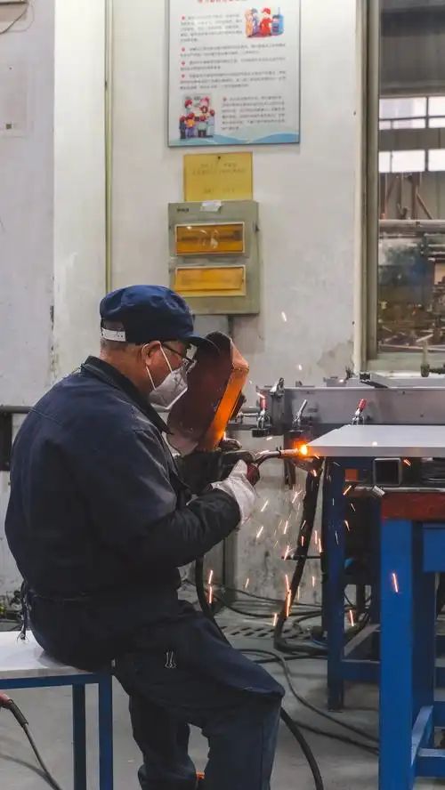 How Do You Weld Cast Iron When Every Crack Wants To Spread?
