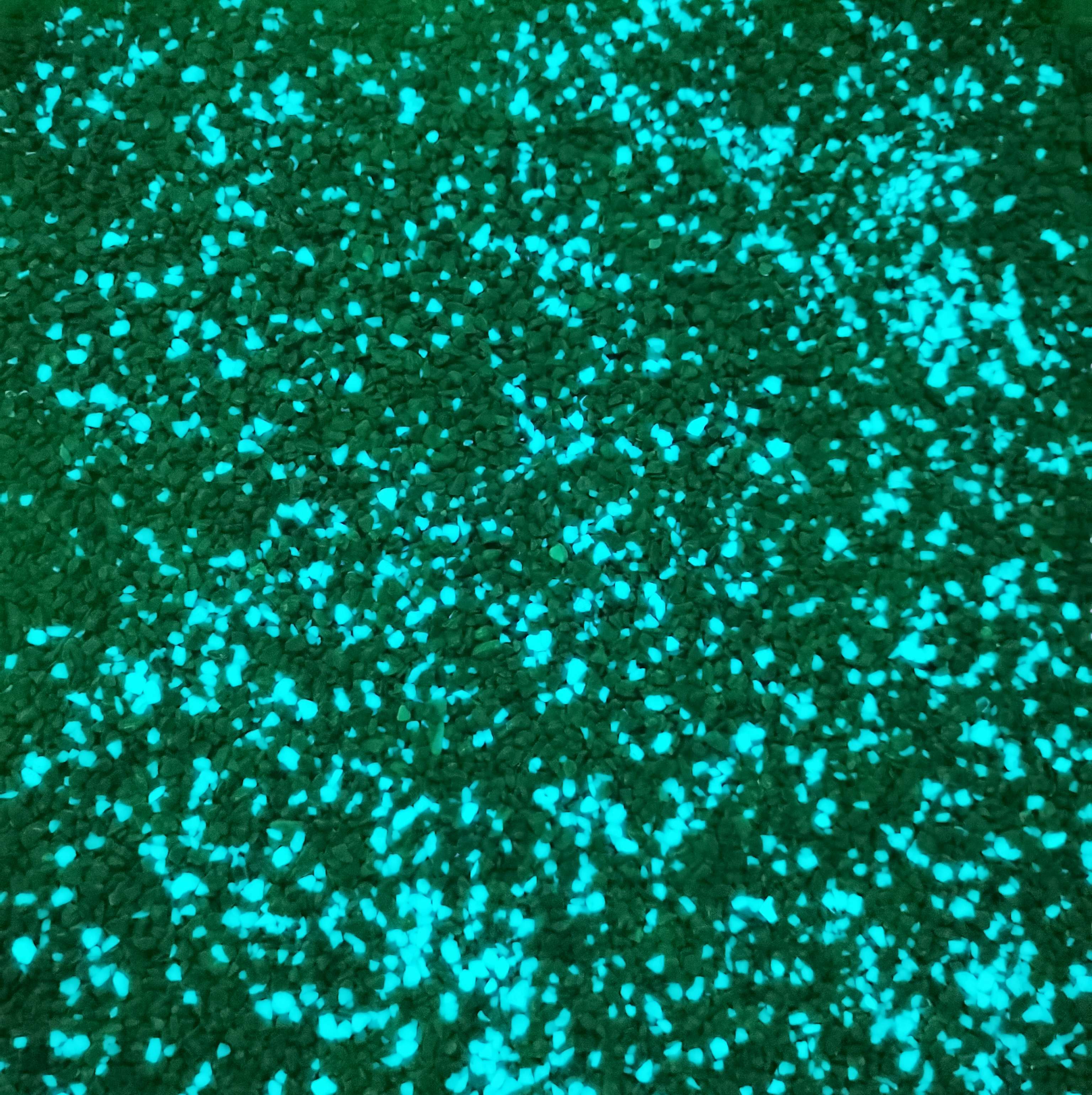 Unleashing Creativity: Artistic Uses for Glow in the Dark Powder