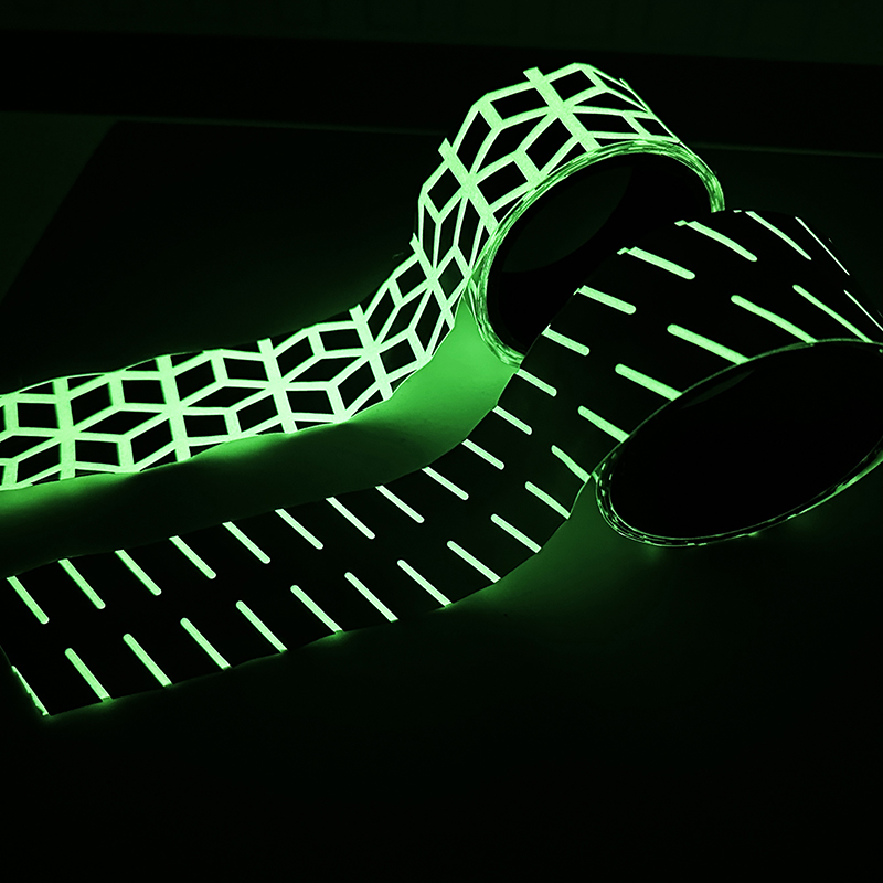Beyond the Obvious: Innovative Uses for Luminous Powder in Design and Manufacturing
