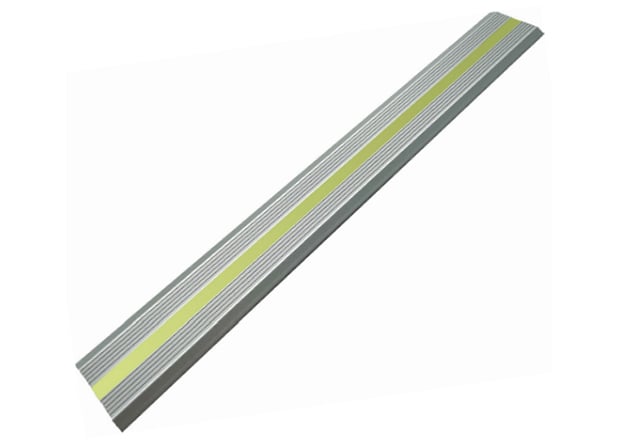 JTST-L11 Photoluminescent Stair Nosing