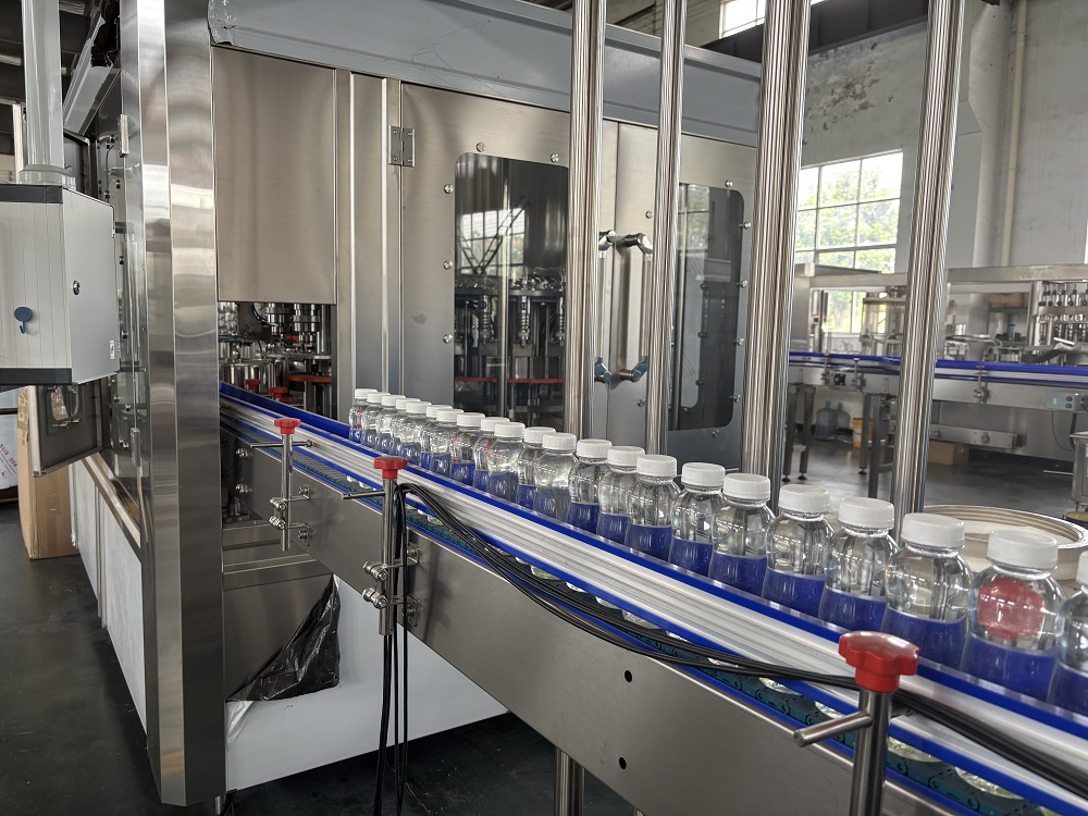 juice filling machine4.jpg