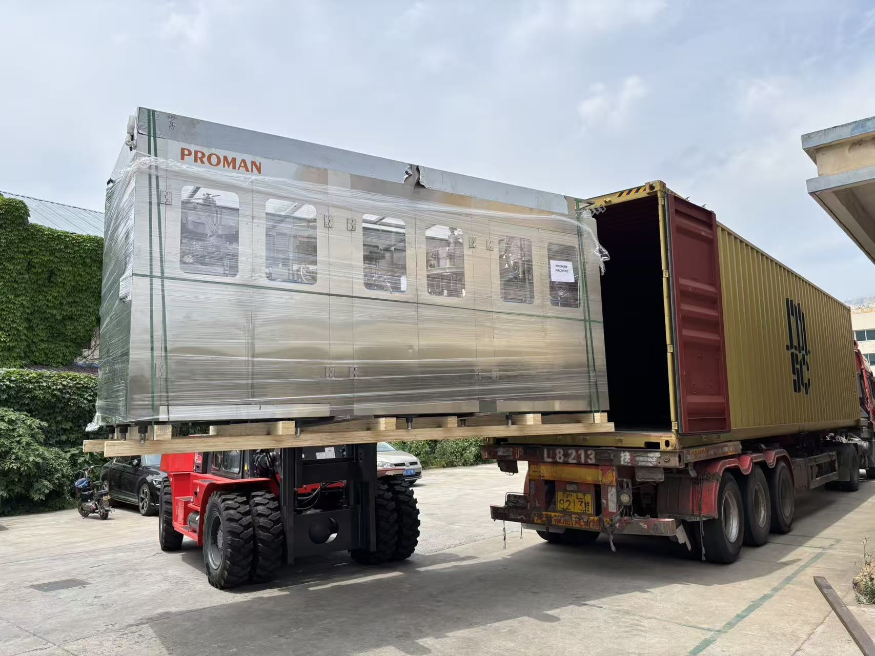 proman shipping1.jpg