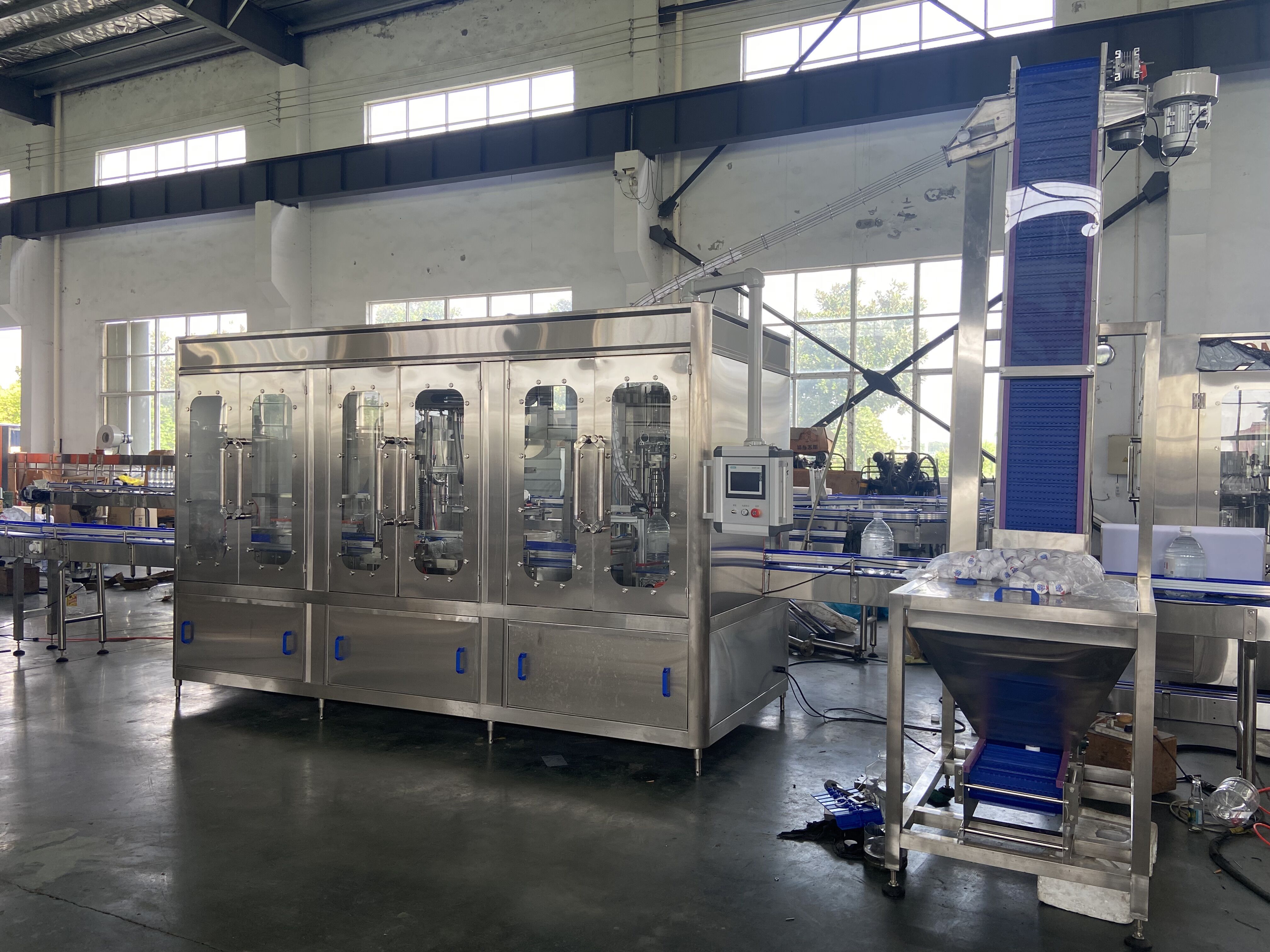 5L water bottle filling machine1.jpg