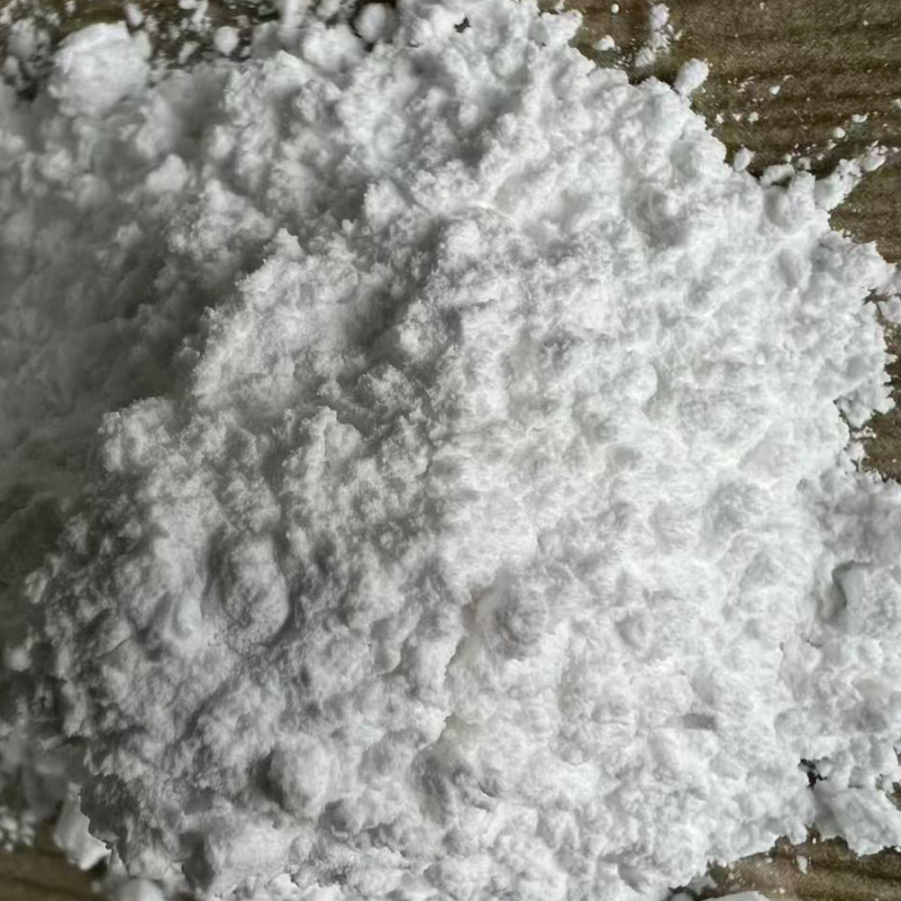 ¿Pueden los recubrimientos de poliurea proteger eficazmente las alfombras para la caja de camiones contra impactos y productos químicos?