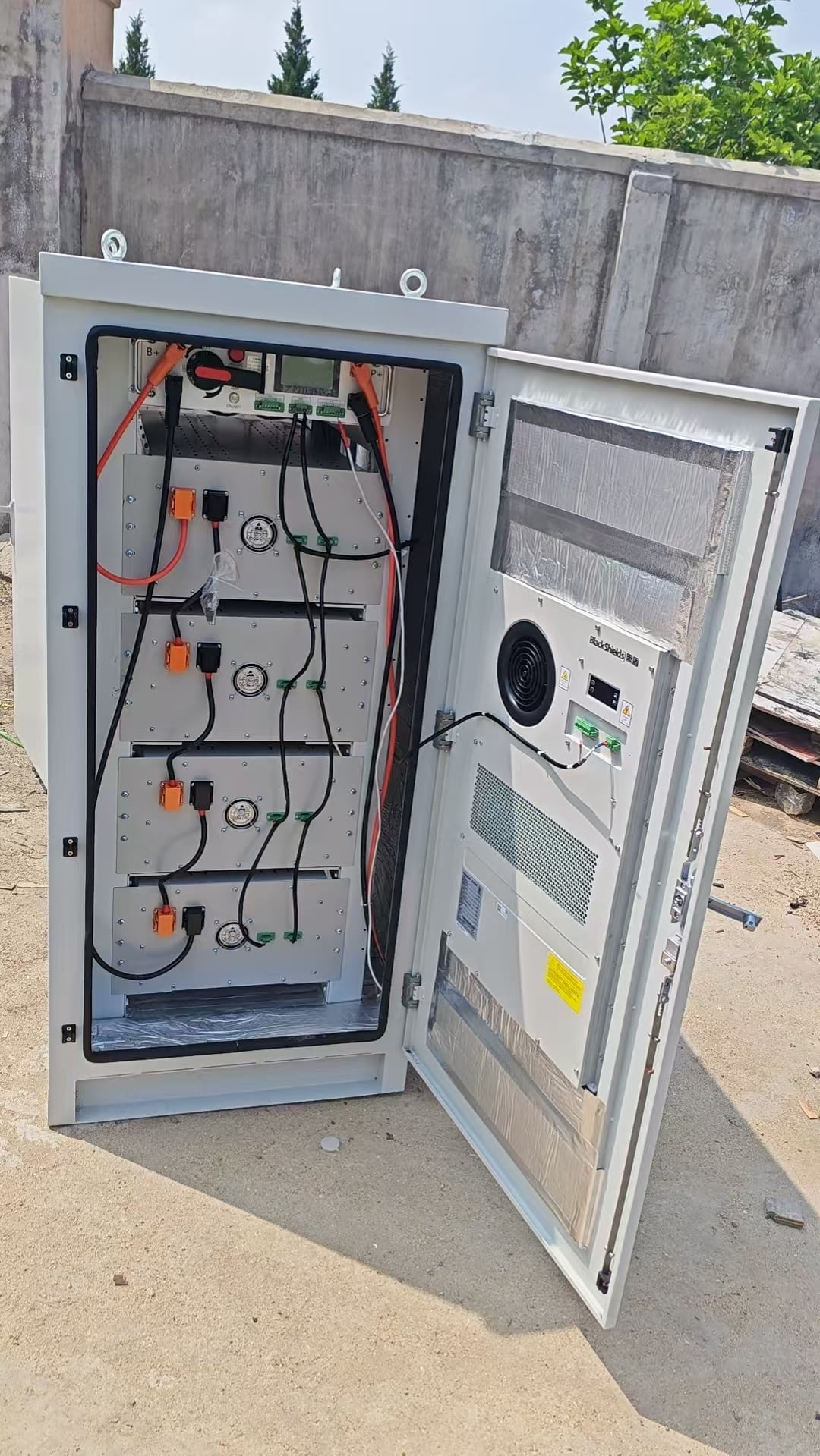 64kWh high-voltage energy storage cabinet
