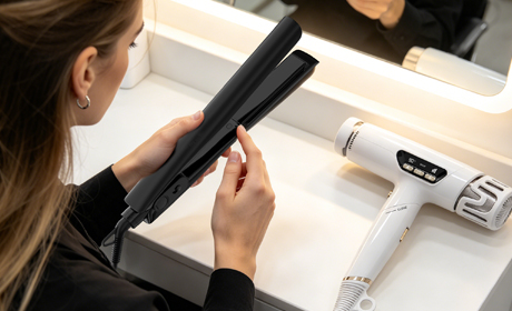 OUMI BEAUTIES Salon Professional Styling Application: How Hair Straightener Meets Stylist and Salon Needs