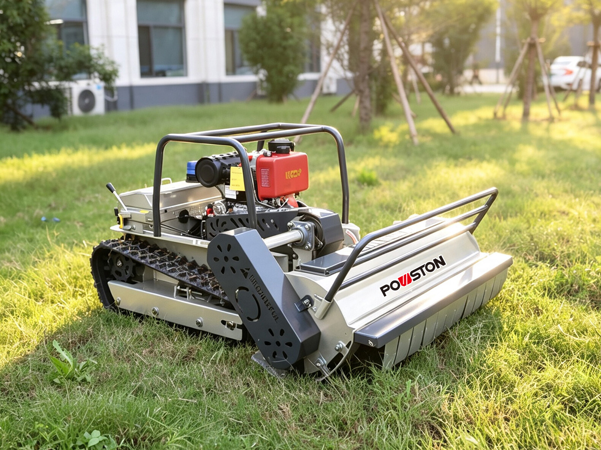 High-Performance Commercial Push Lawn Mower for Professional Grounds Maintenance