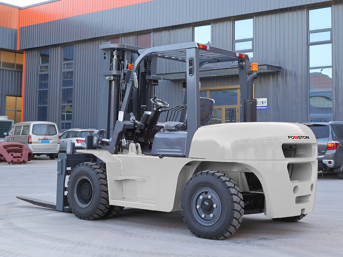 High-Performance Small Diesel Forklift for Versatile Industrial Applications