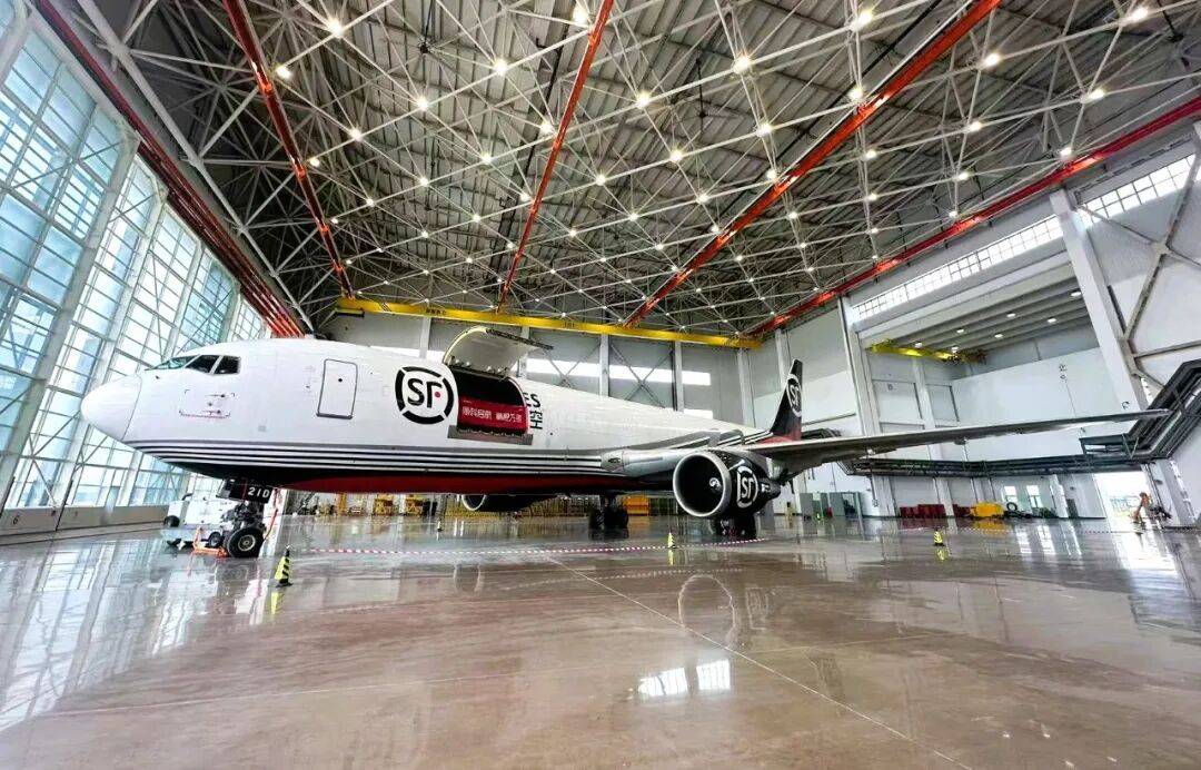 Aircraft Hangar Space Frame Roof