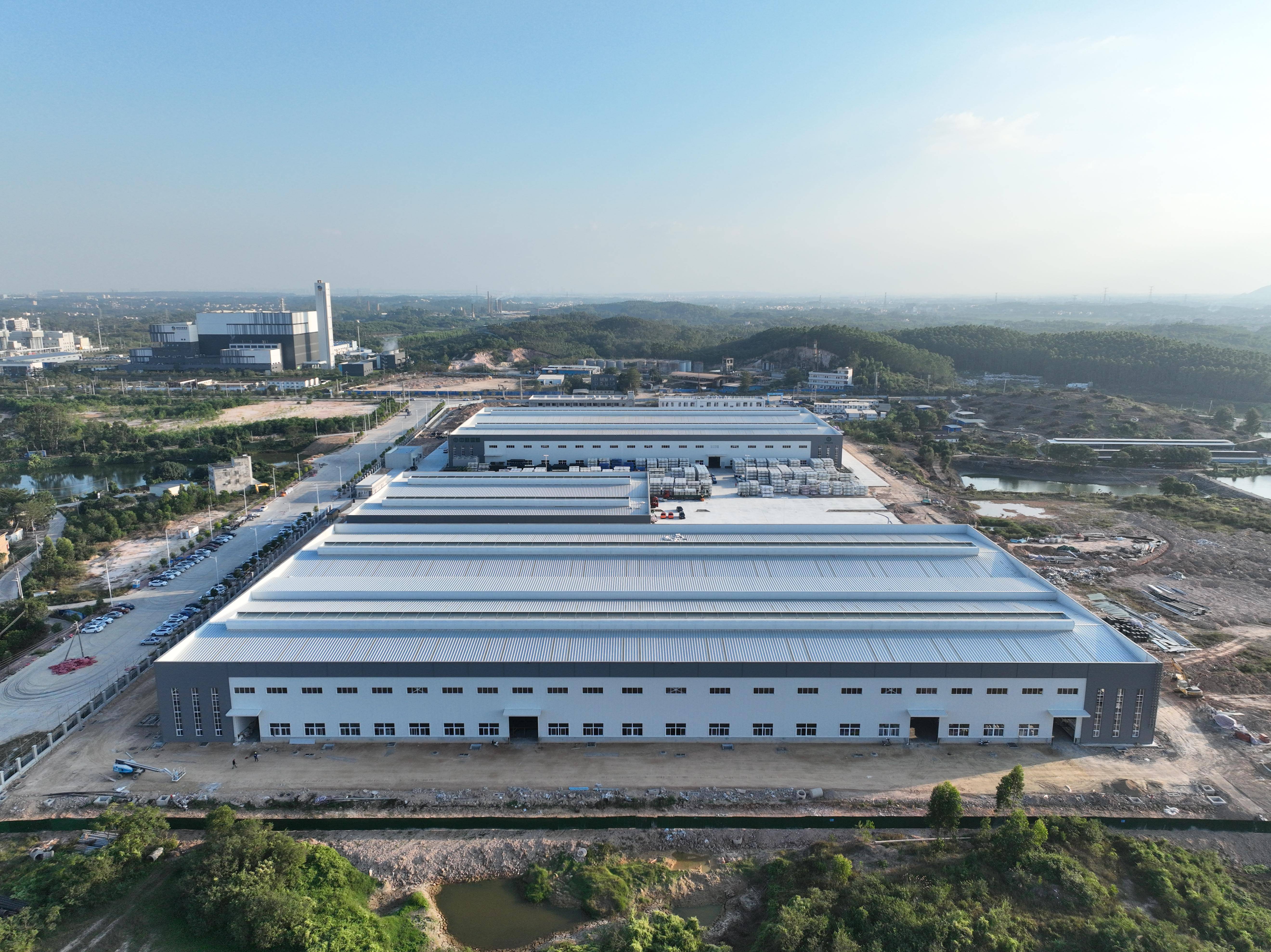 Multi-Bay Steel Structure Workshop