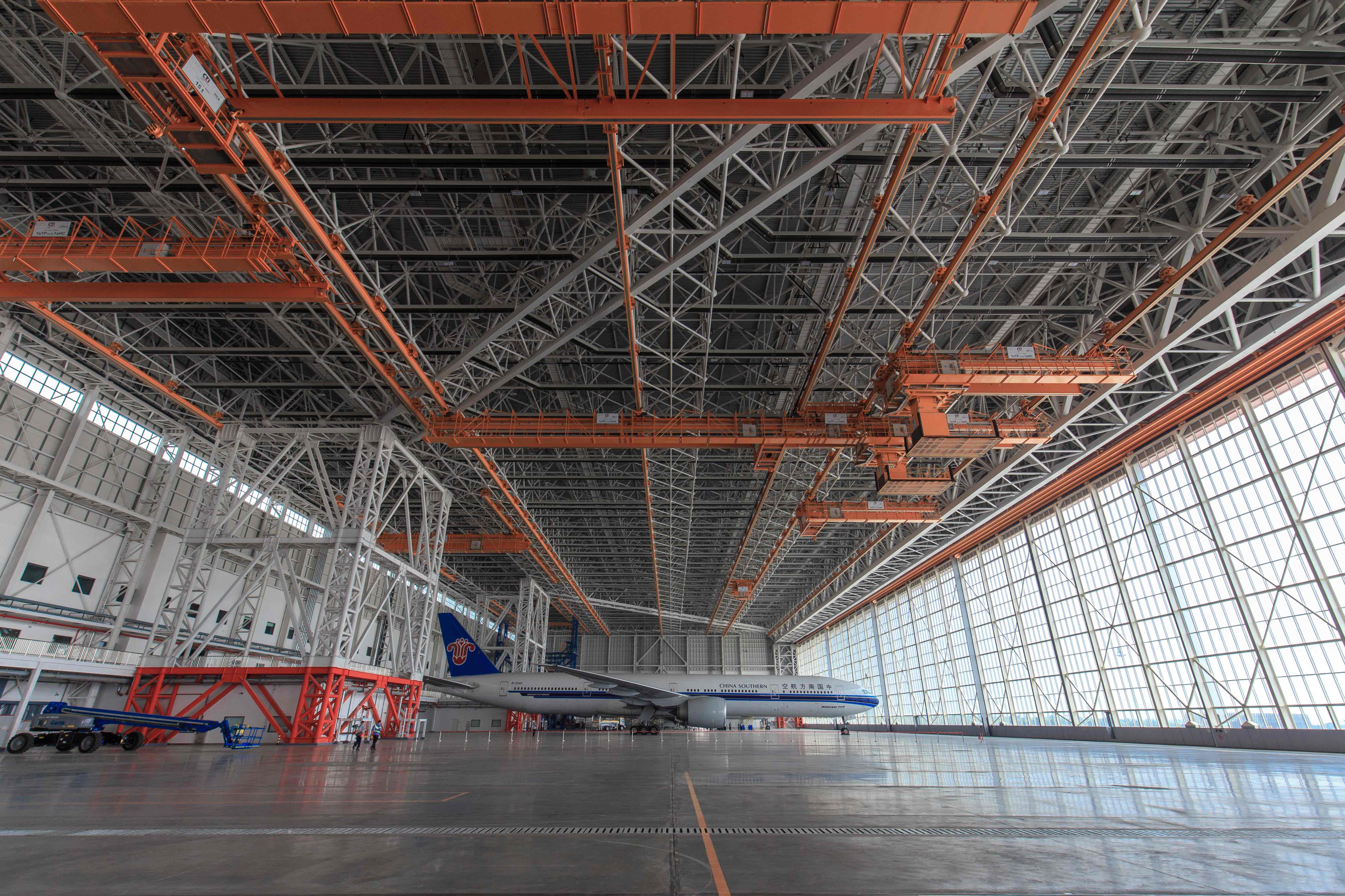 Aircraft Hangar Space Frame Roof