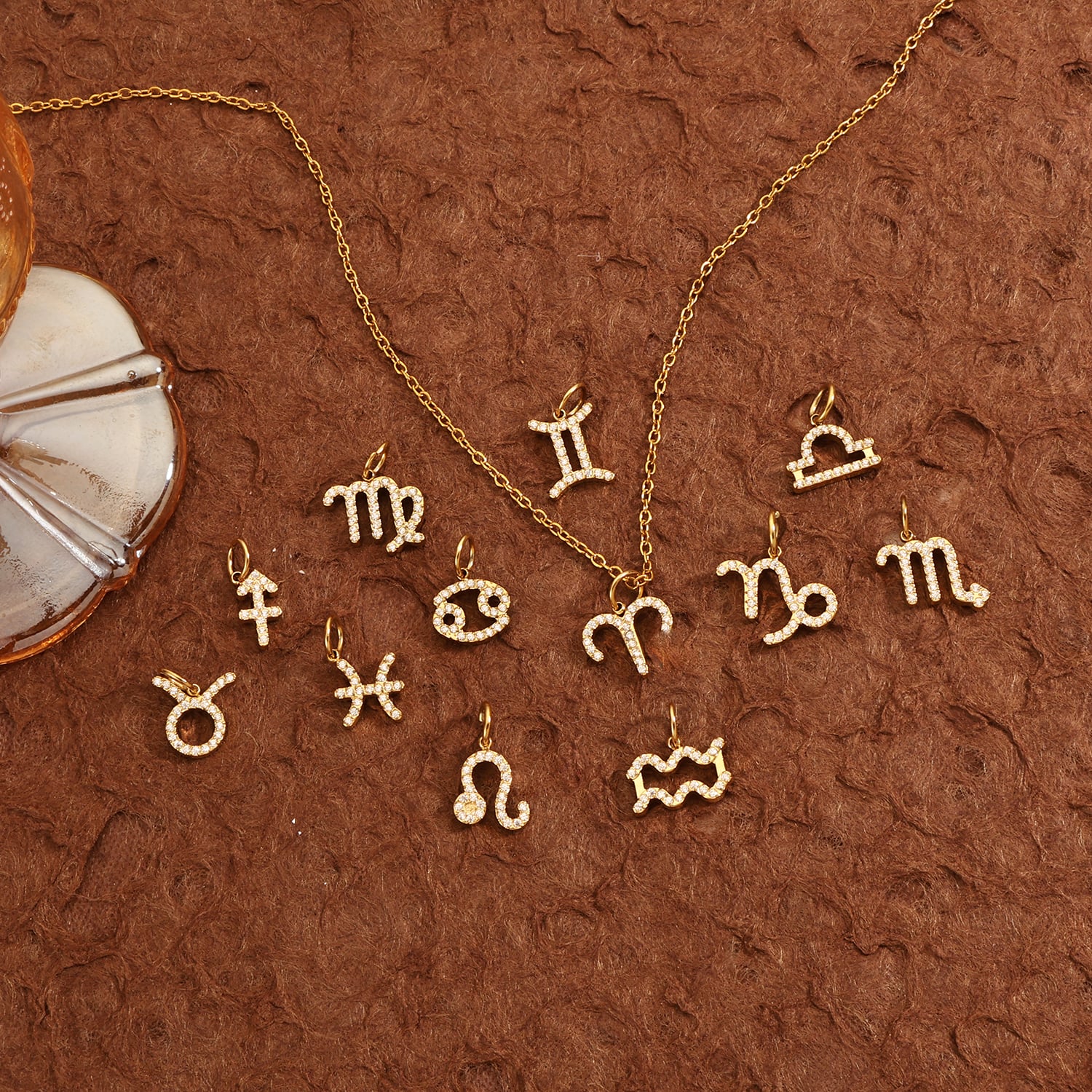 Pendentif en acier inoxydable représentant les 12 signes du zodiaque, orné de zircons, collier d'horoscope, accessoires de bijouterie en gros