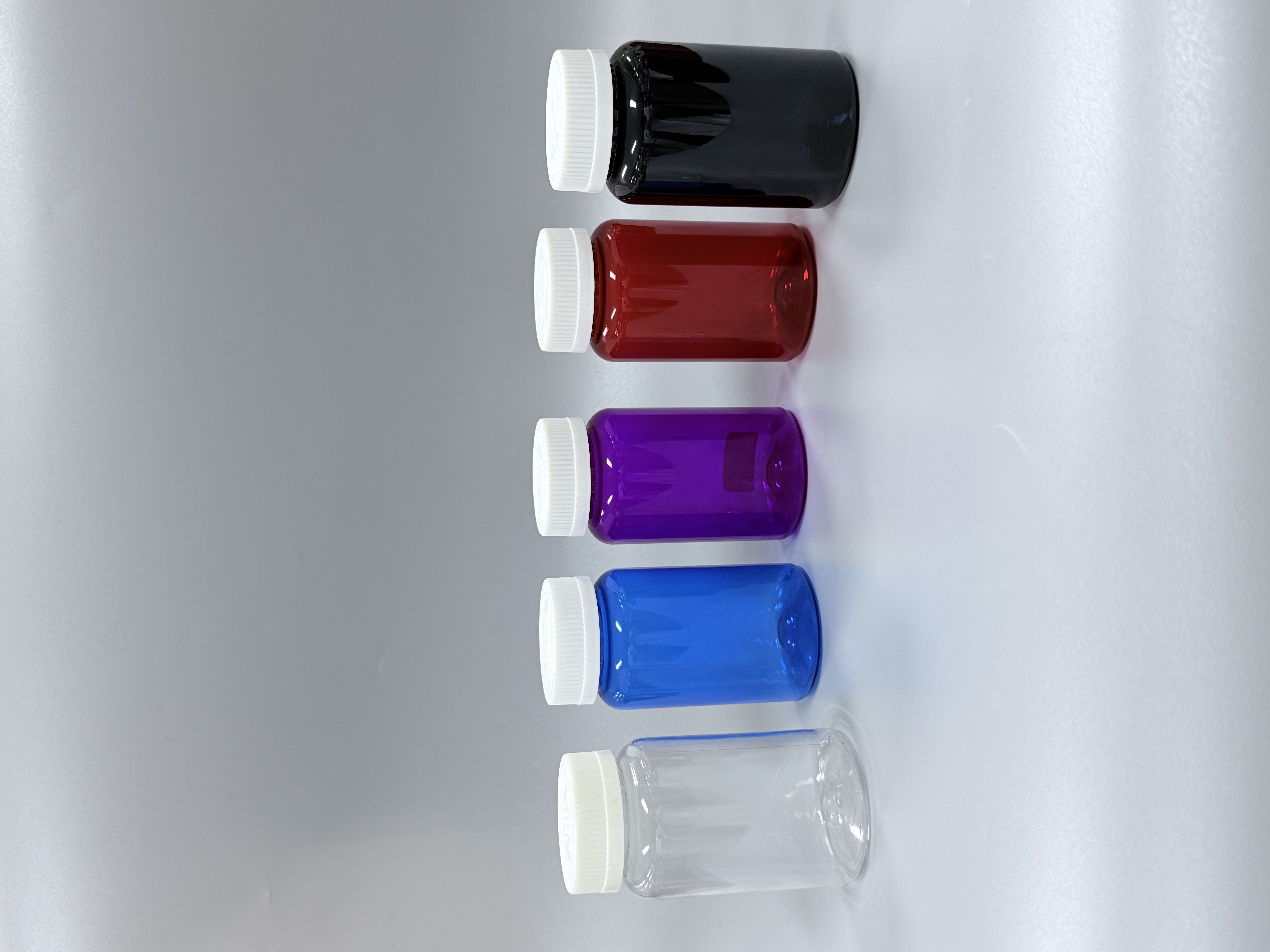 Where to Source the Best Wholesale Bottles for Your Pharmacy
