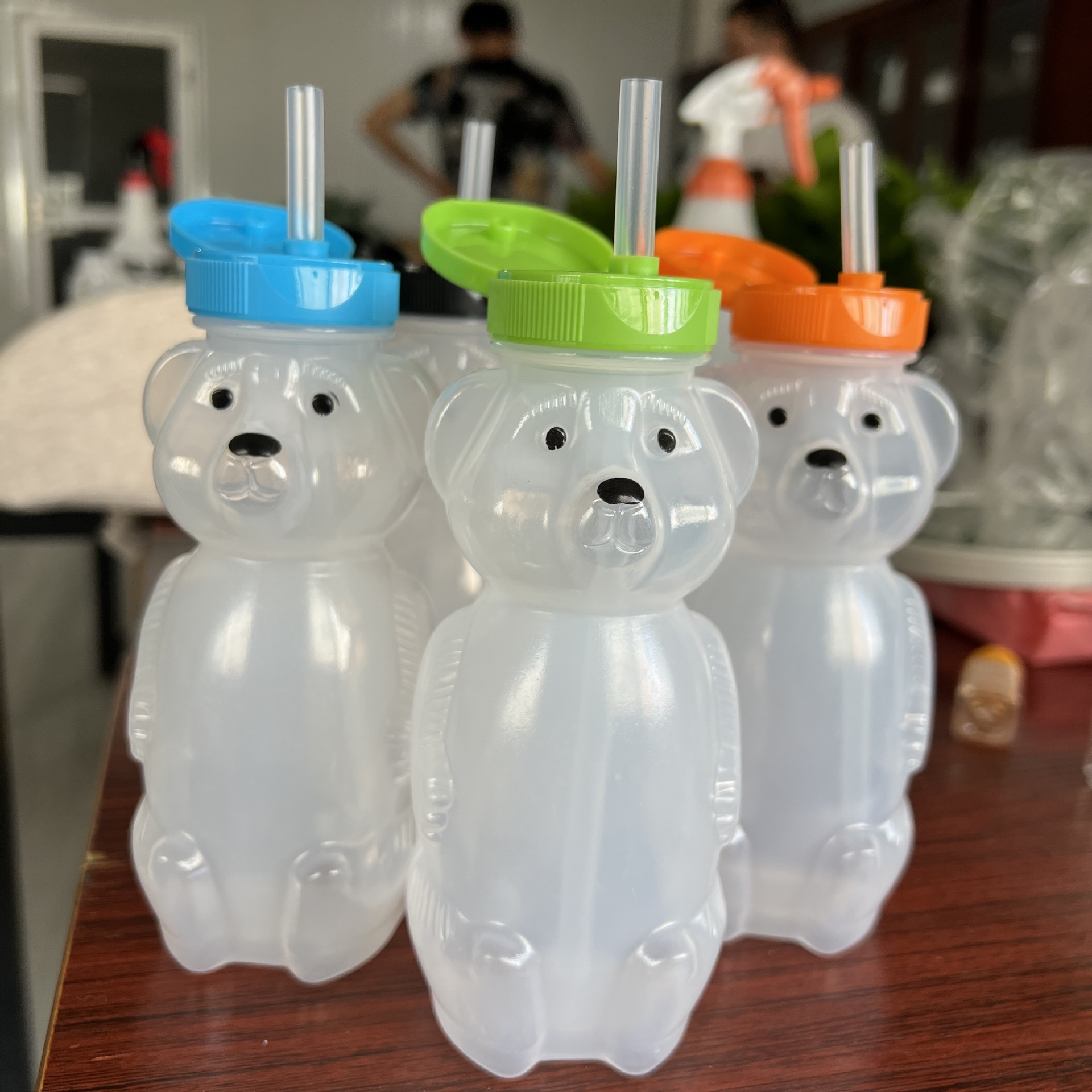Where to Buy Eco-Friendly Clear Juice Bottles in Bulk