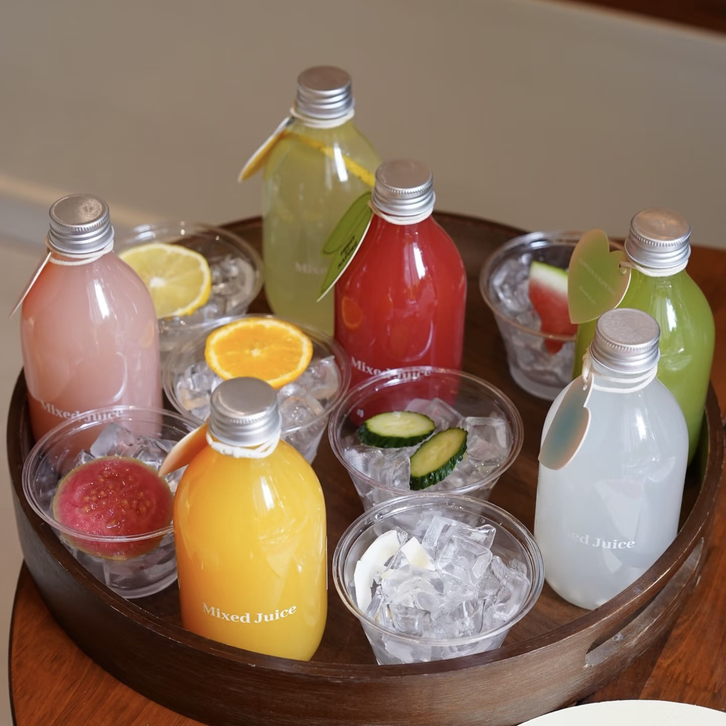 How to Effectively Market Your Products in Clear Juice Bottles