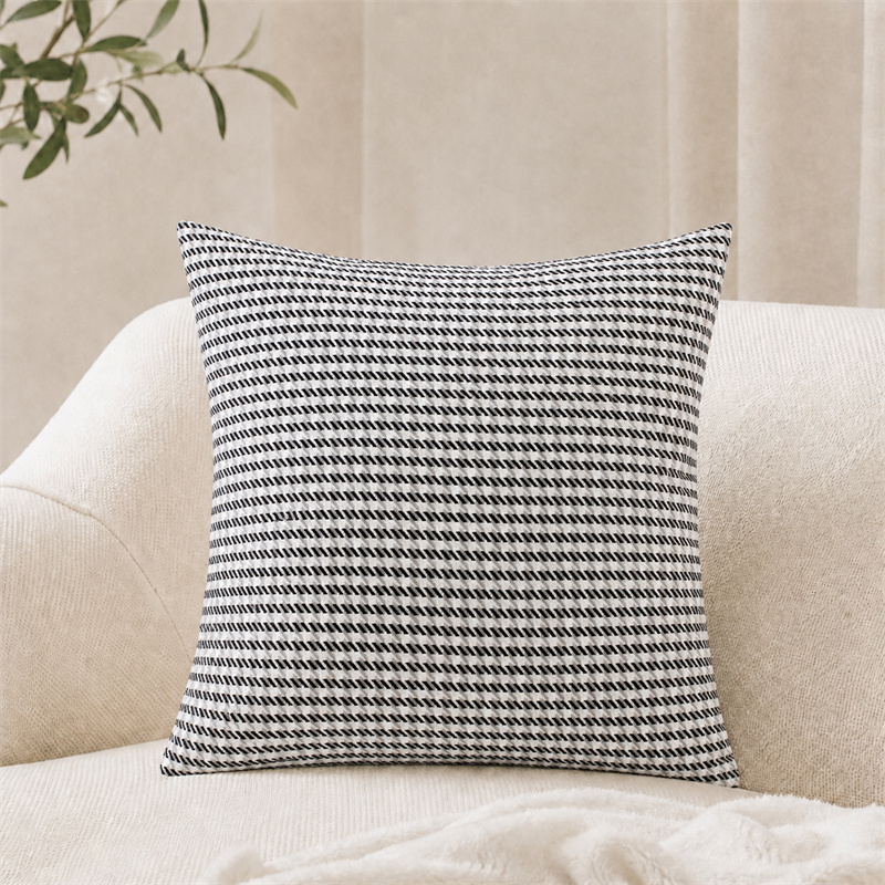 Black White Houndstooth Woven Cushion Covers