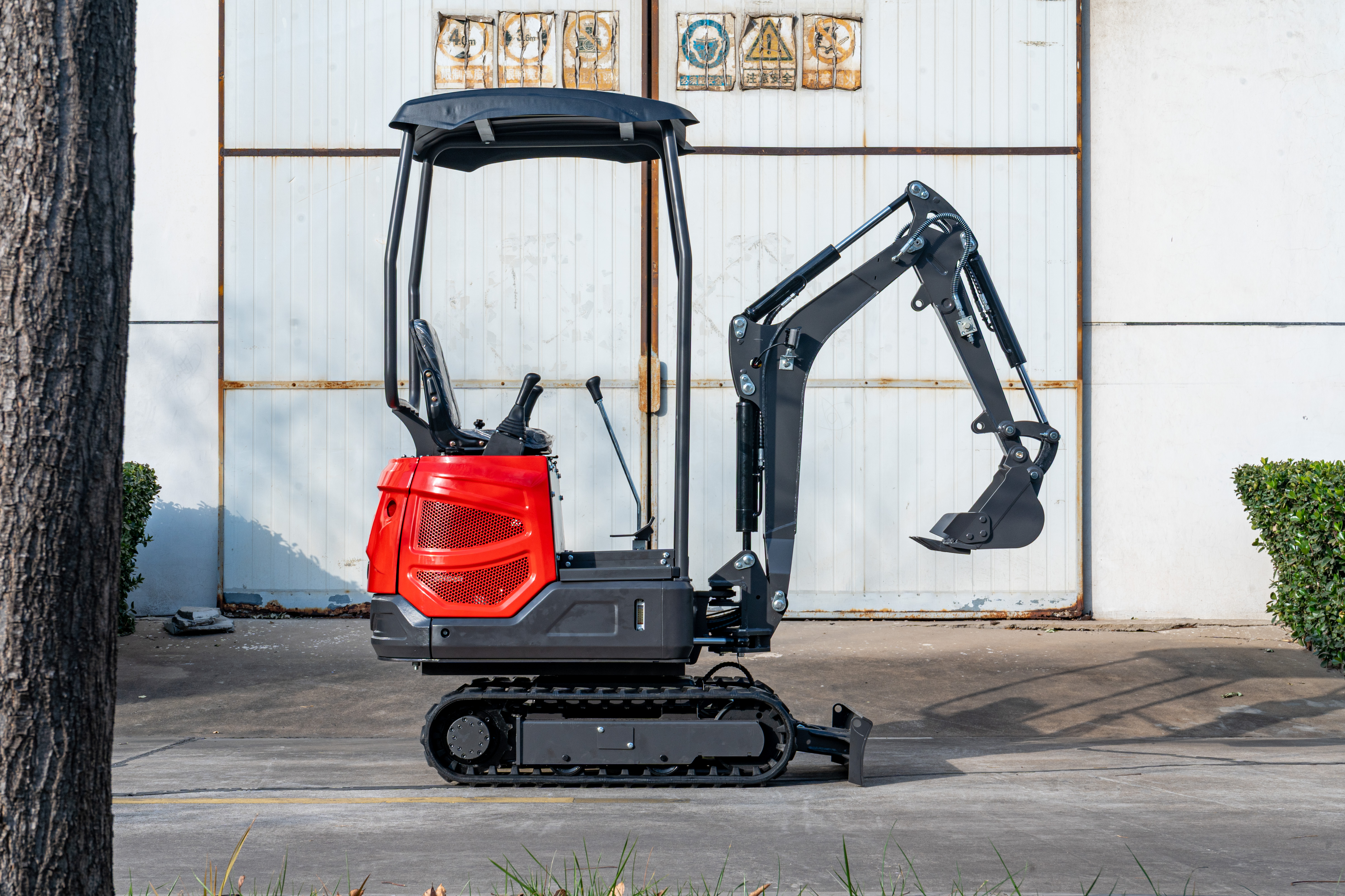 New 1.3 Ton Red Excavator Track Extension Energy Saving Low Price ...