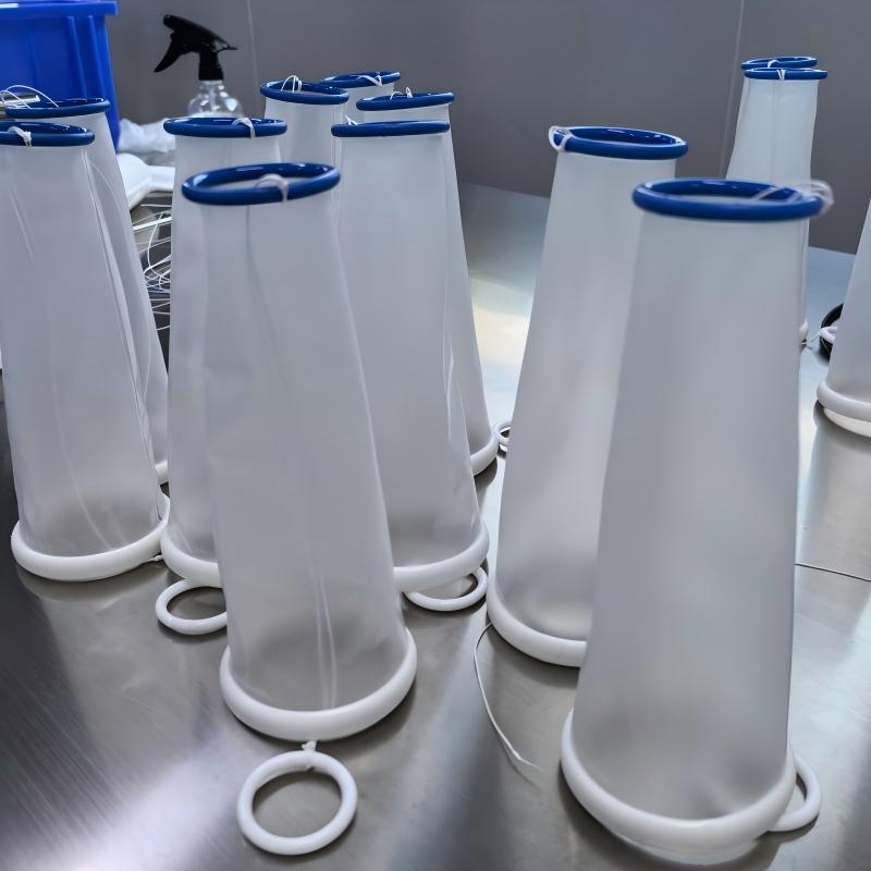 The Outer Ring Is Easily Flipable, Has High Support, And The Insertion Ring Has High Elasticity, Making It Easy To Be Inserted Into The Body. It Offers a Customized Incision Protection Sleeve Oem Solution
