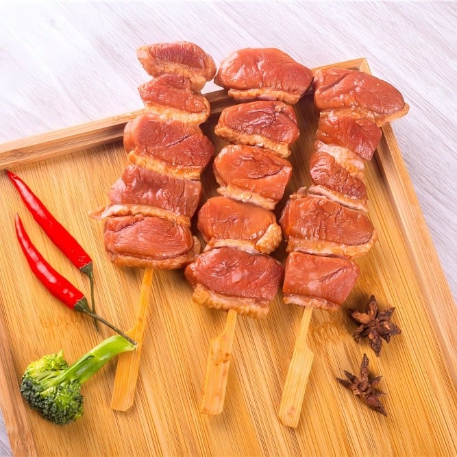 Spiedini di carne d'anatra congelati